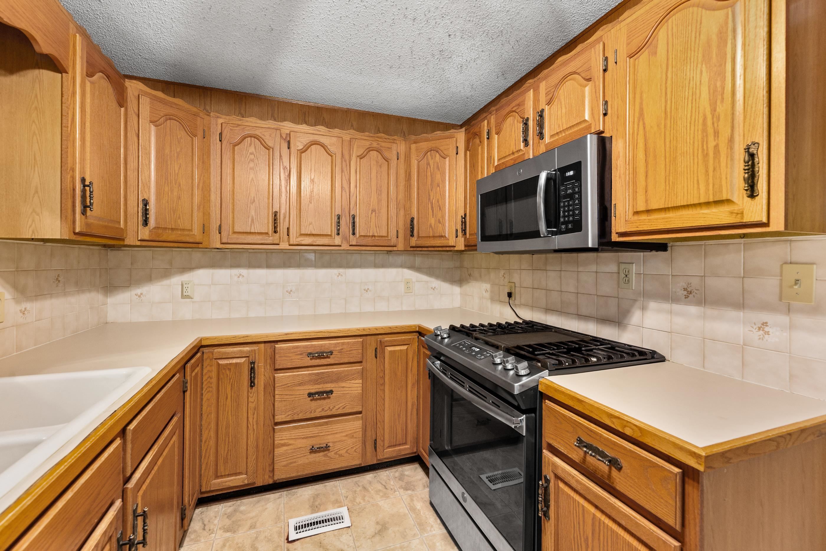 2222 S Millwood Wichita KS 67213
