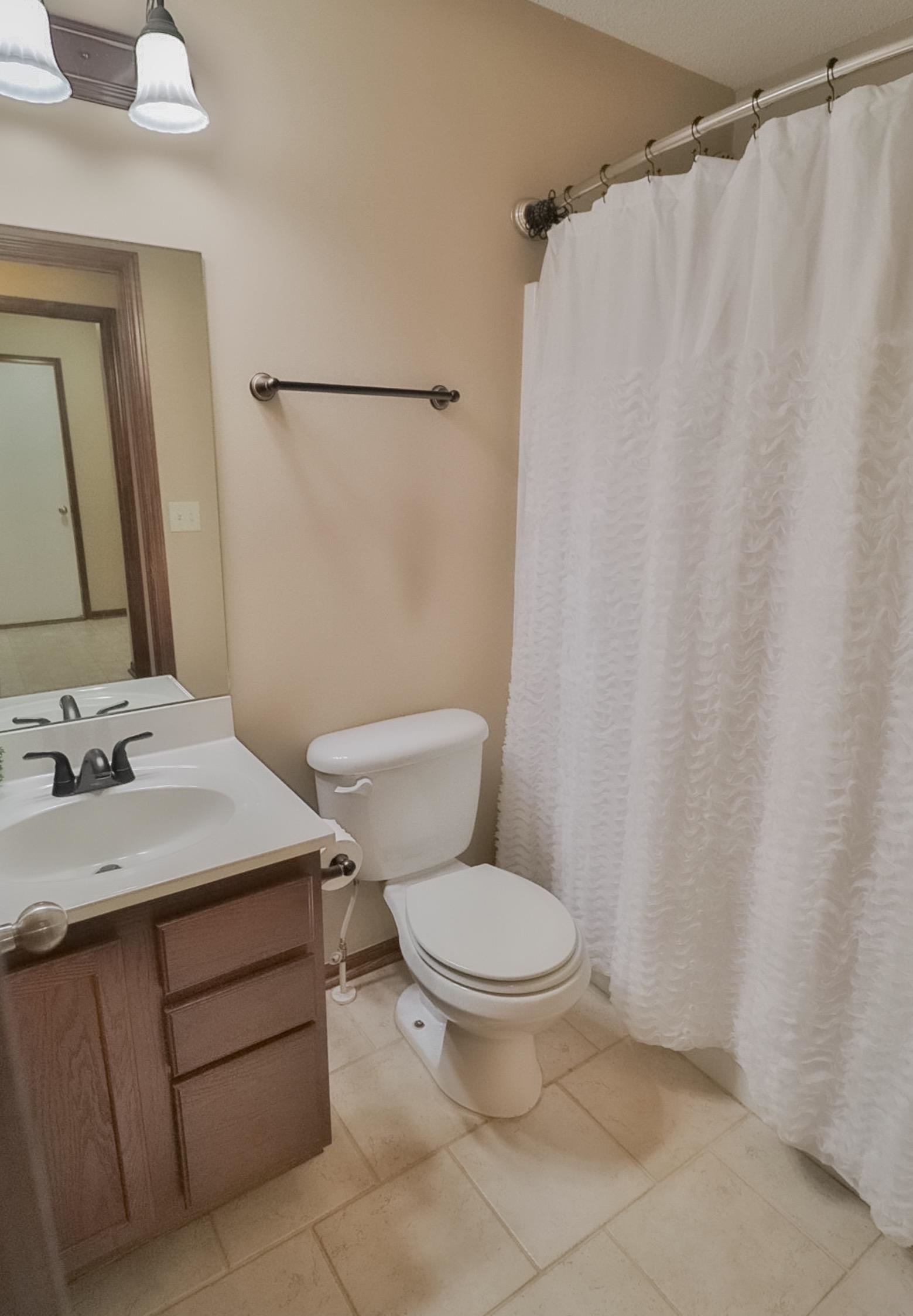 10421 E Fawn Grove Court Wichita KS 67207