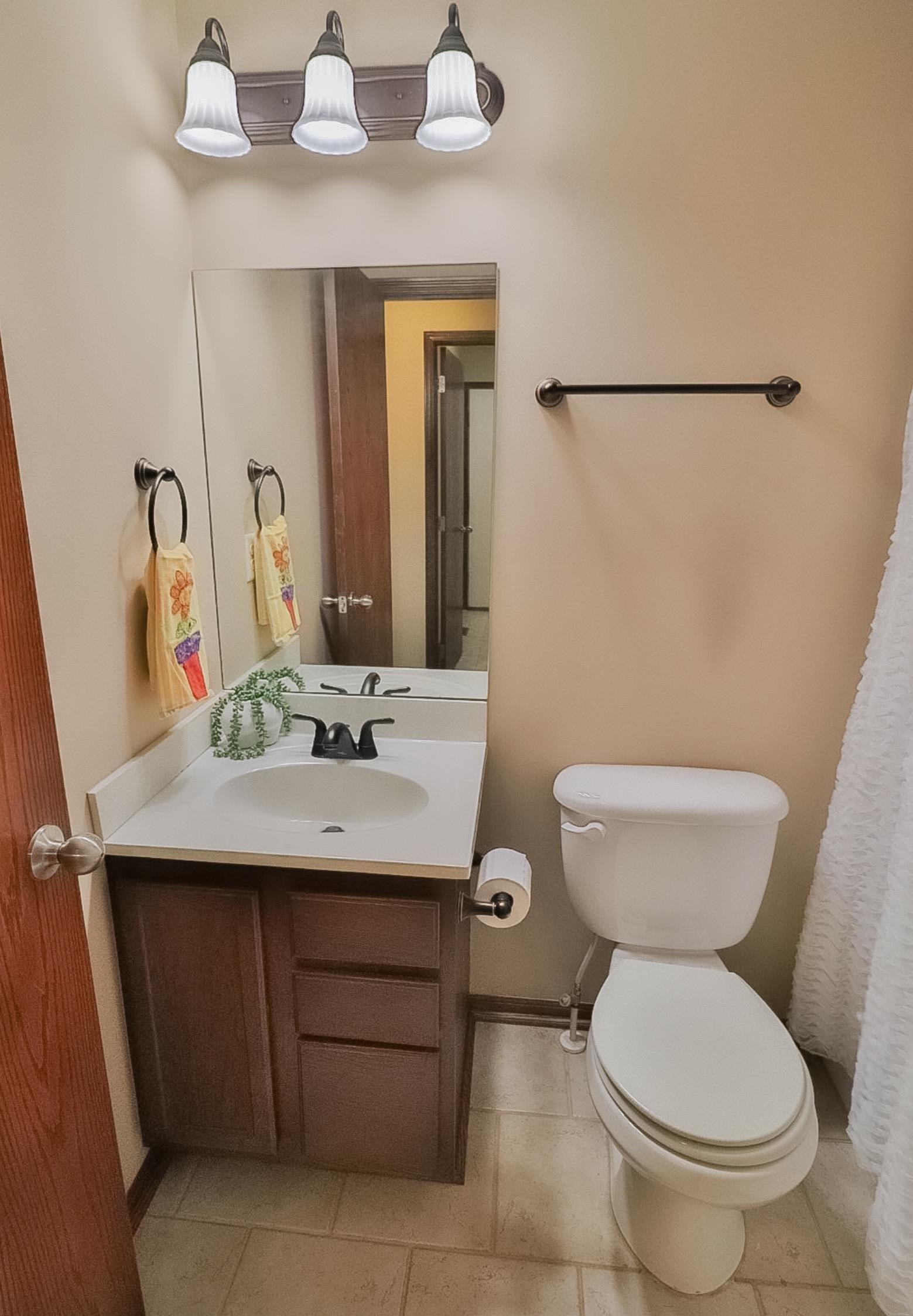 10421 E Fawn Grove Court Wichita KS 67207