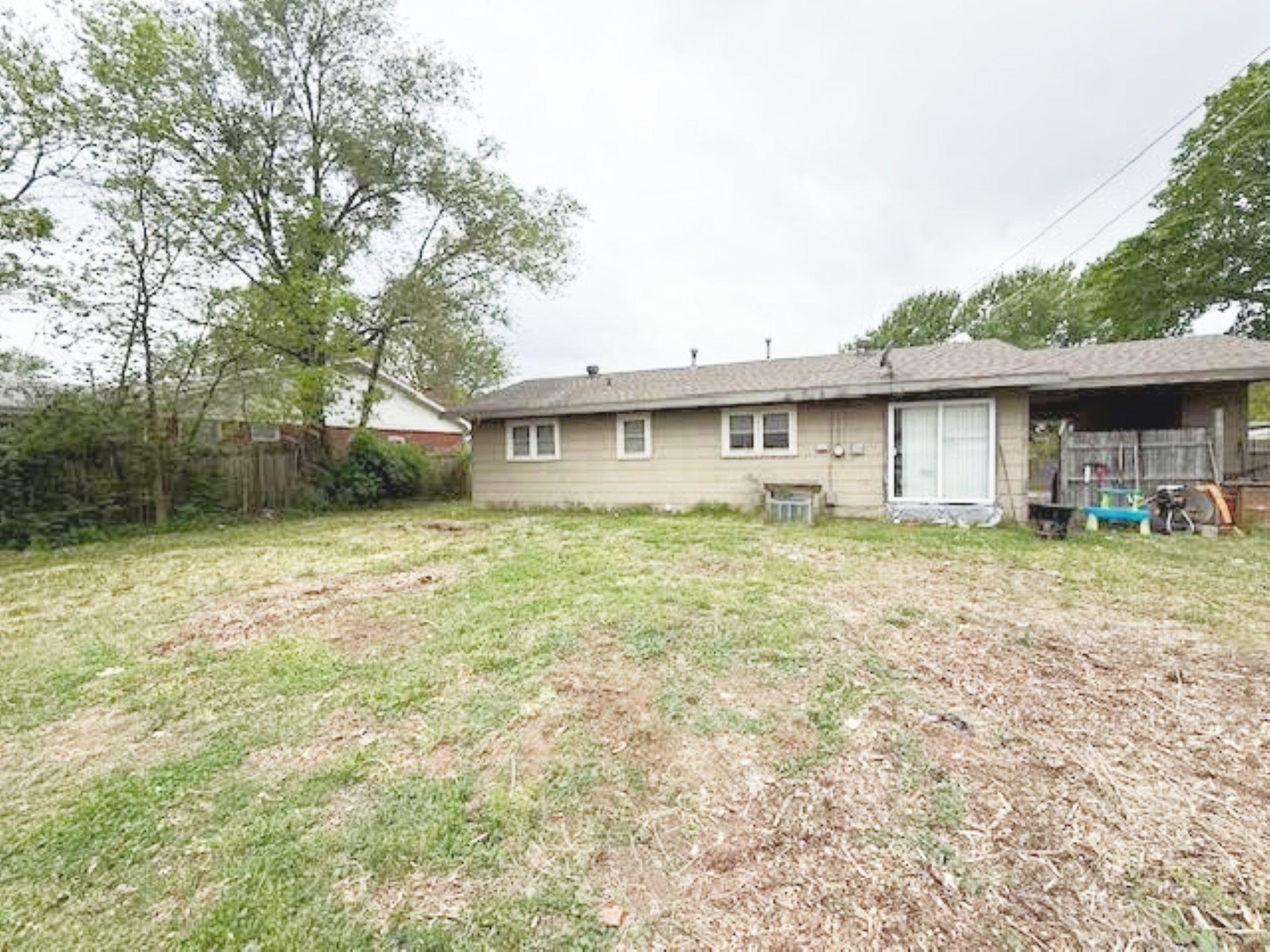 6232 N Newport Street Park City KS 67219