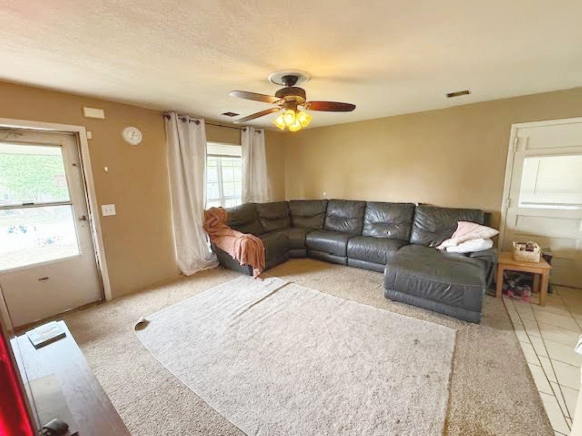 6232 N Newport Street Park City KS 67219