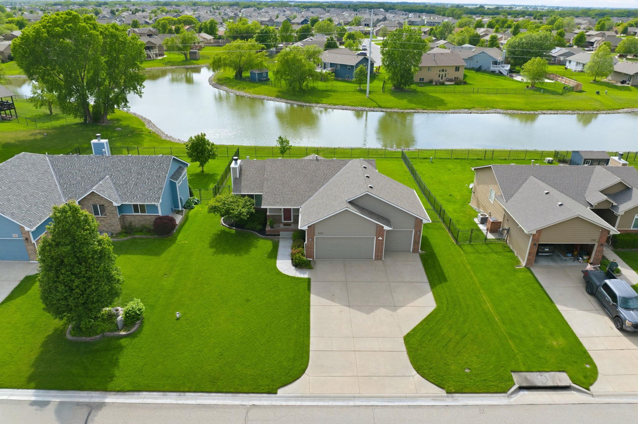1705 N Nickelton Circle Wichita KS 67235