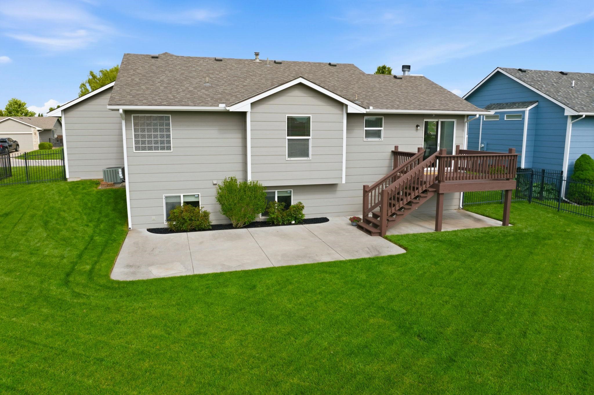 1705 N Nickelton Circle Wichita KS 67235