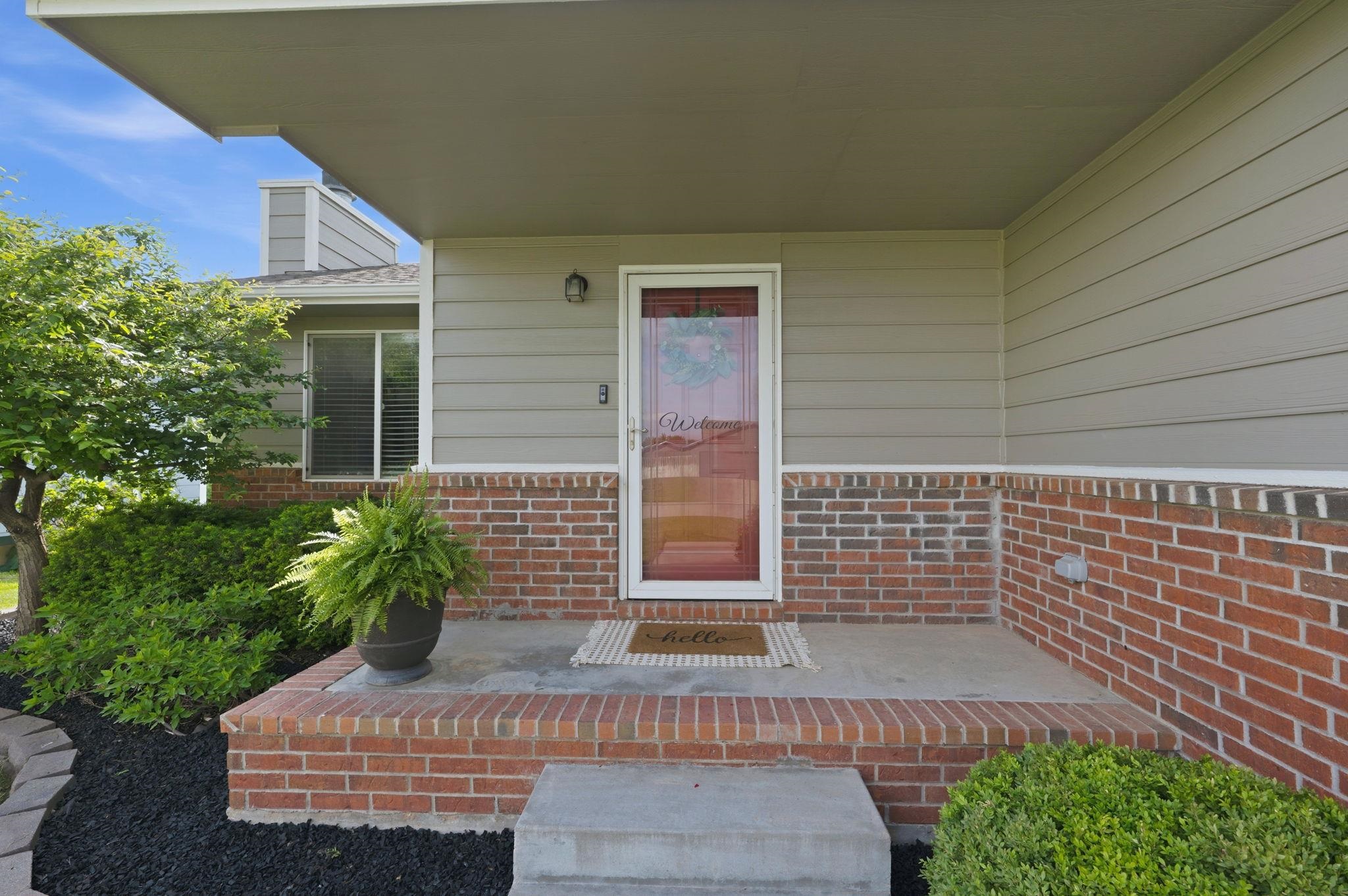 1705 N Nickelton Circle Wichita KS 67235