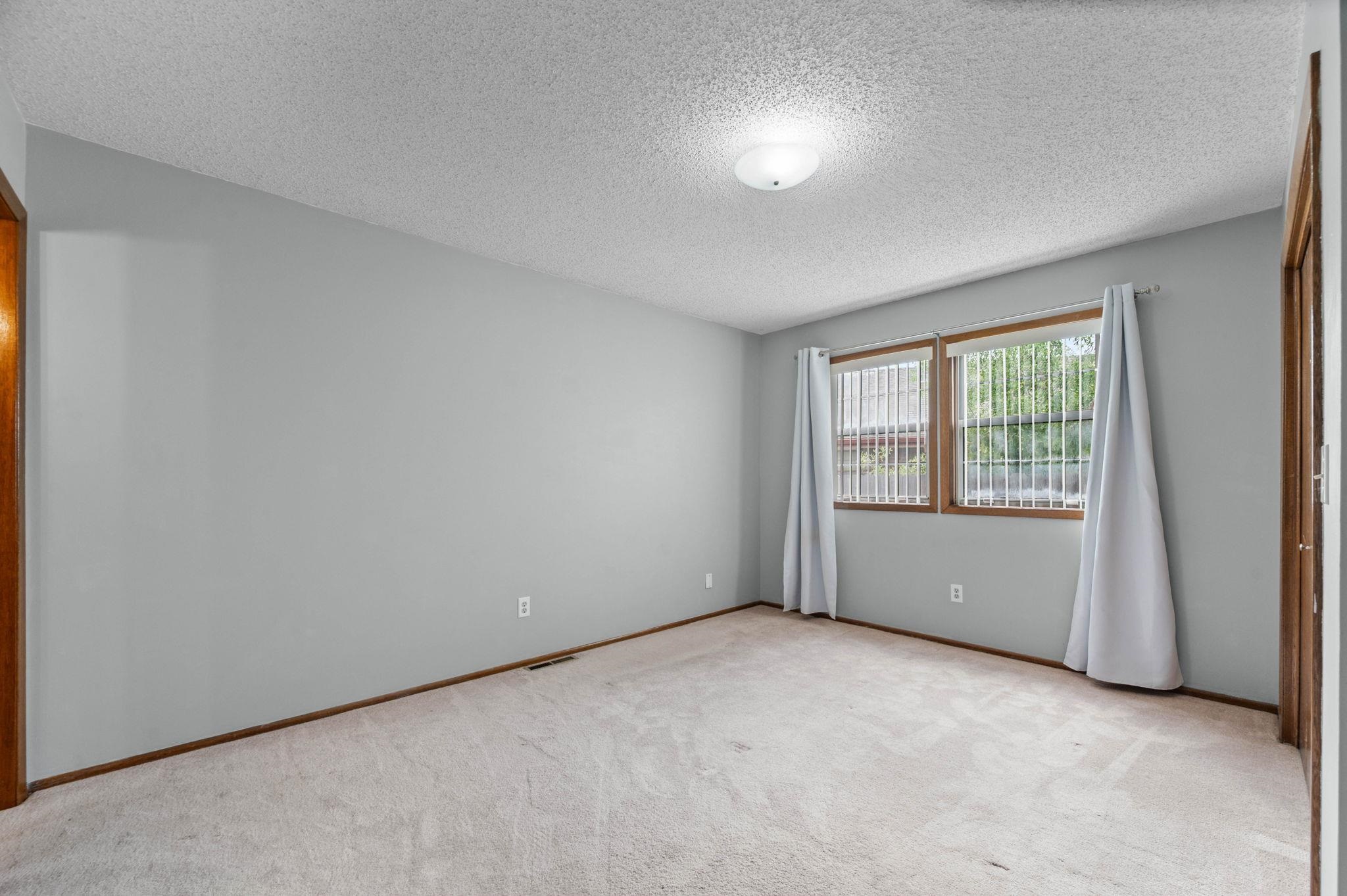 914 S Breckenridge Court Wichita KS 67207