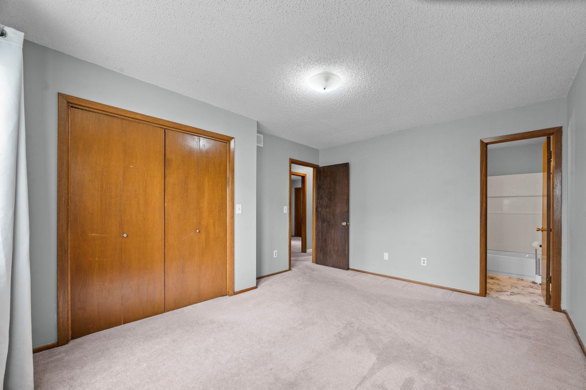 914 S Breckenridge Court Wichita KS 67207