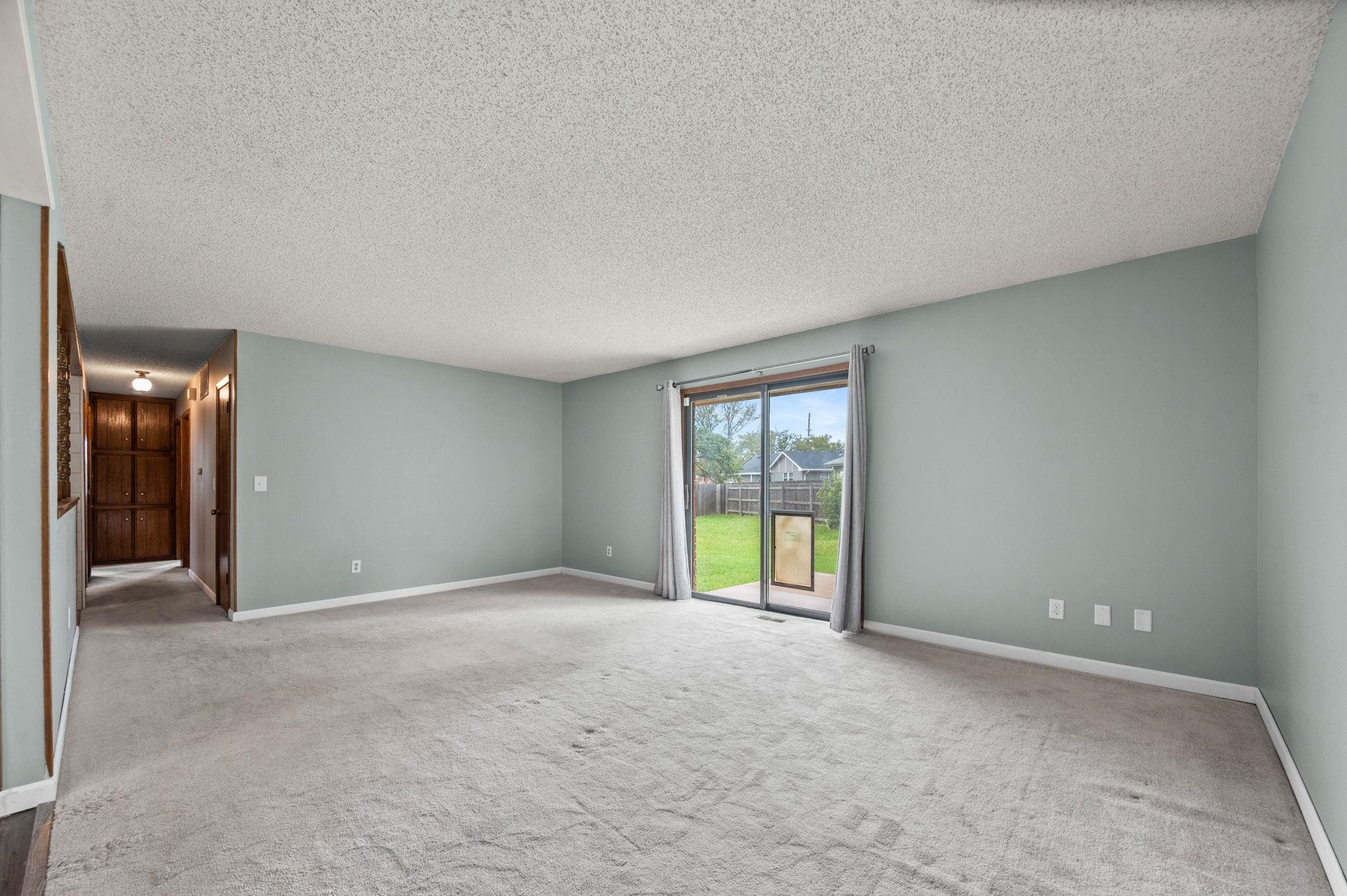 914 S Breckenridge Court Wichita KS 67207