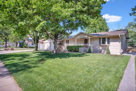 2800 Goldenrod Road North Newton KS 67117-8032