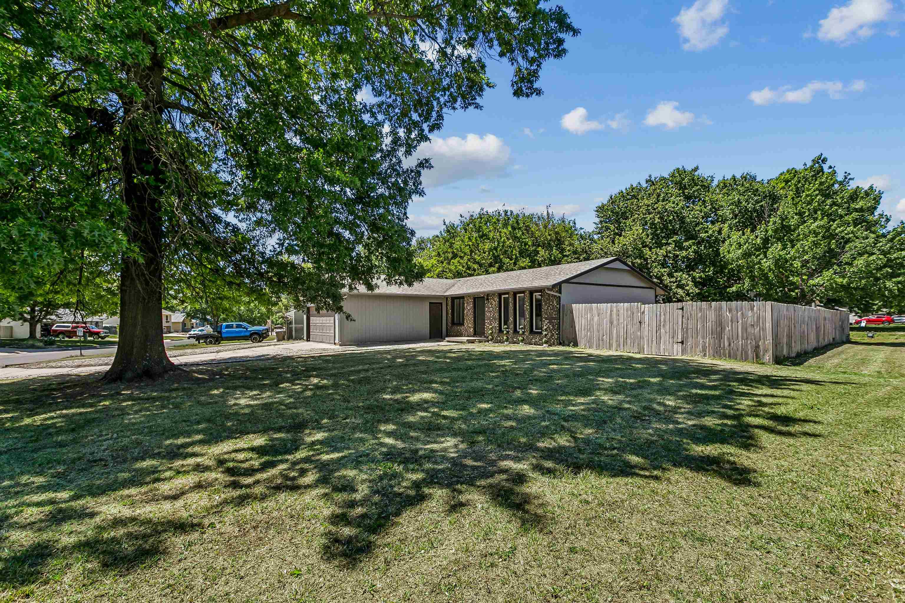 302 W Cherokee Drive Kechi KS 67067