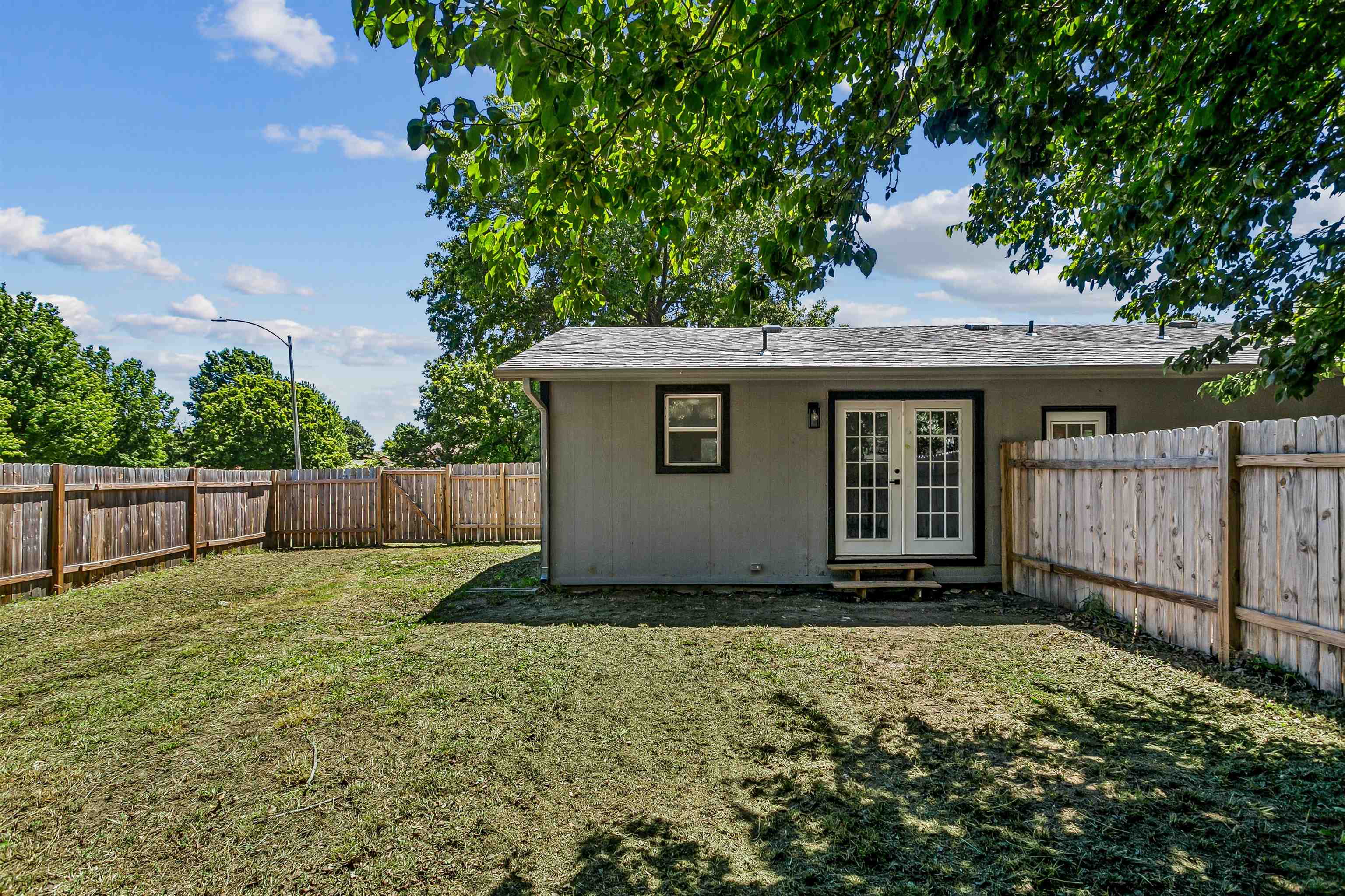 302 W Cherokee Drive Kechi KS 67067