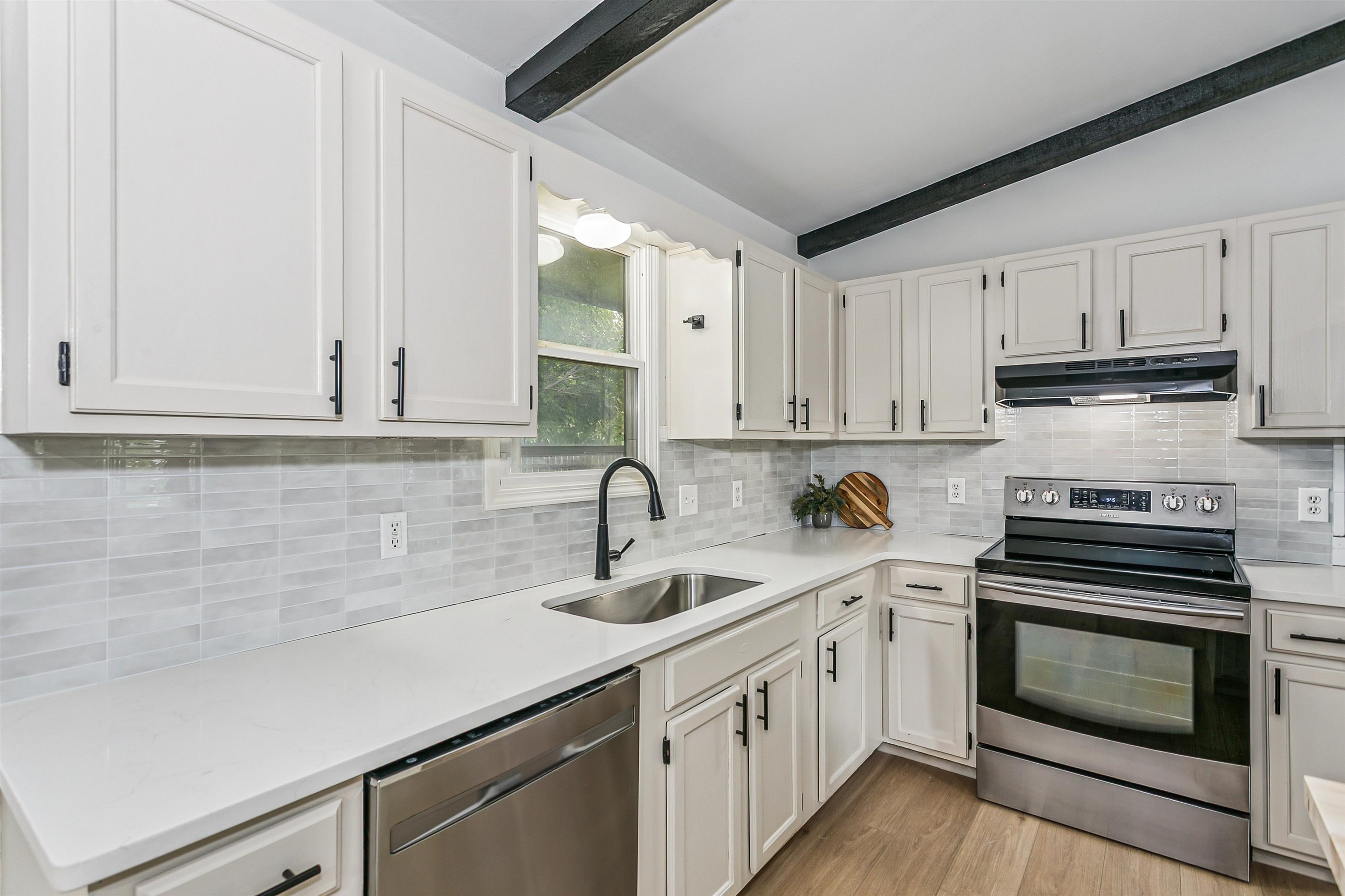 302 W Cherokee Drive Kechi KS 67067