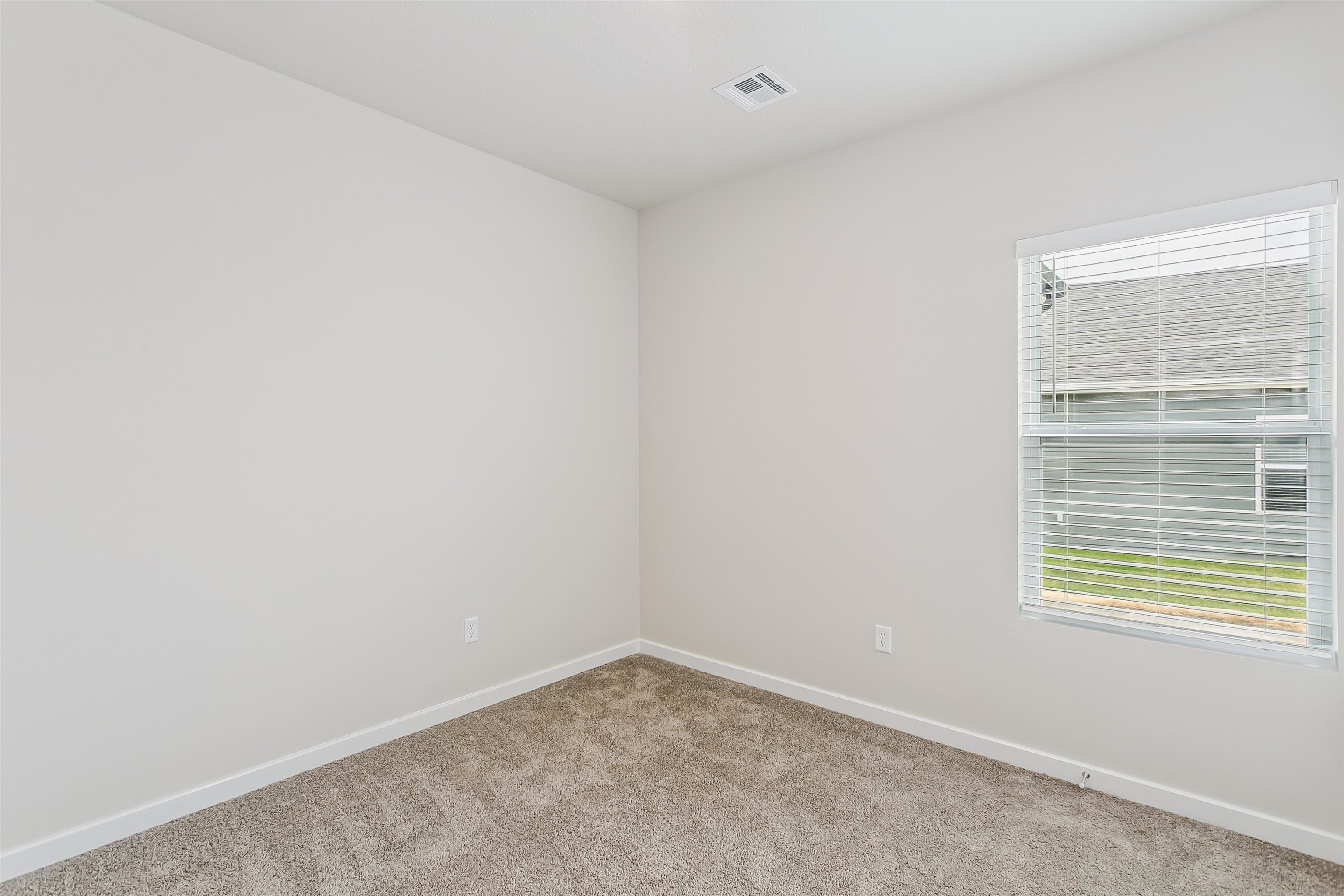 1570 N Emerald Valley Drive Mulvane KS 67110