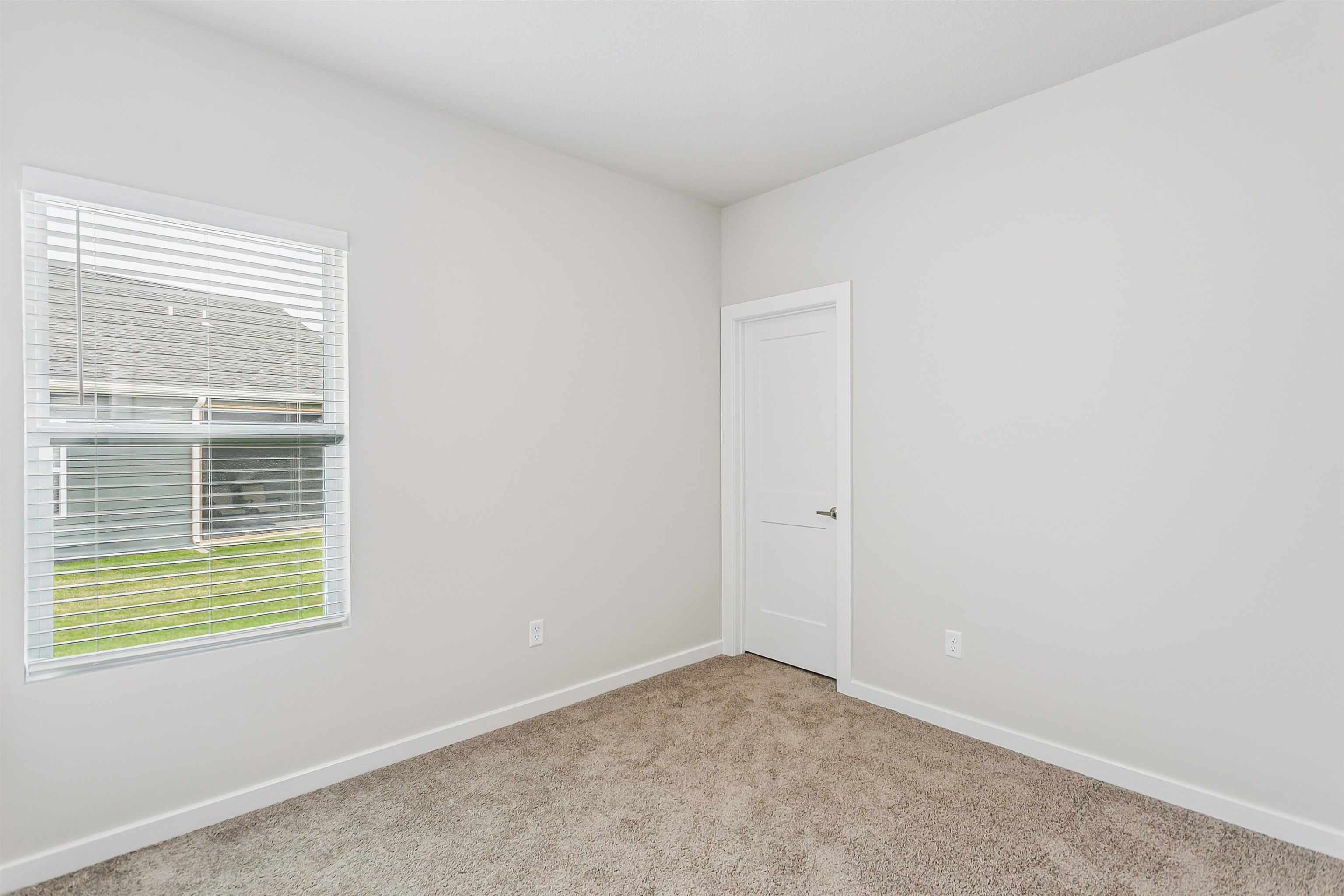 1570 N Emerald Valley Drive Mulvane KS 67110