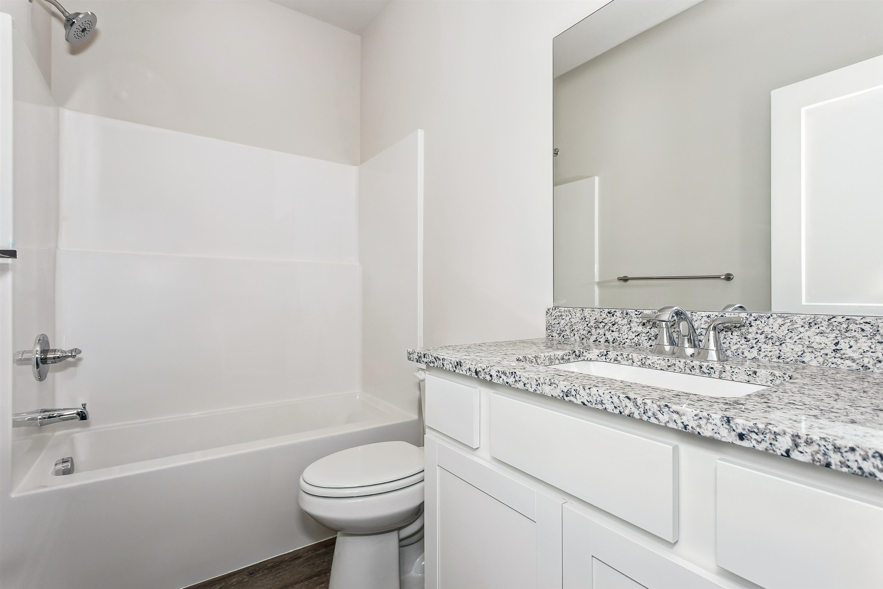 1570 N Emerald Valley Drive Mulvane KS 67110