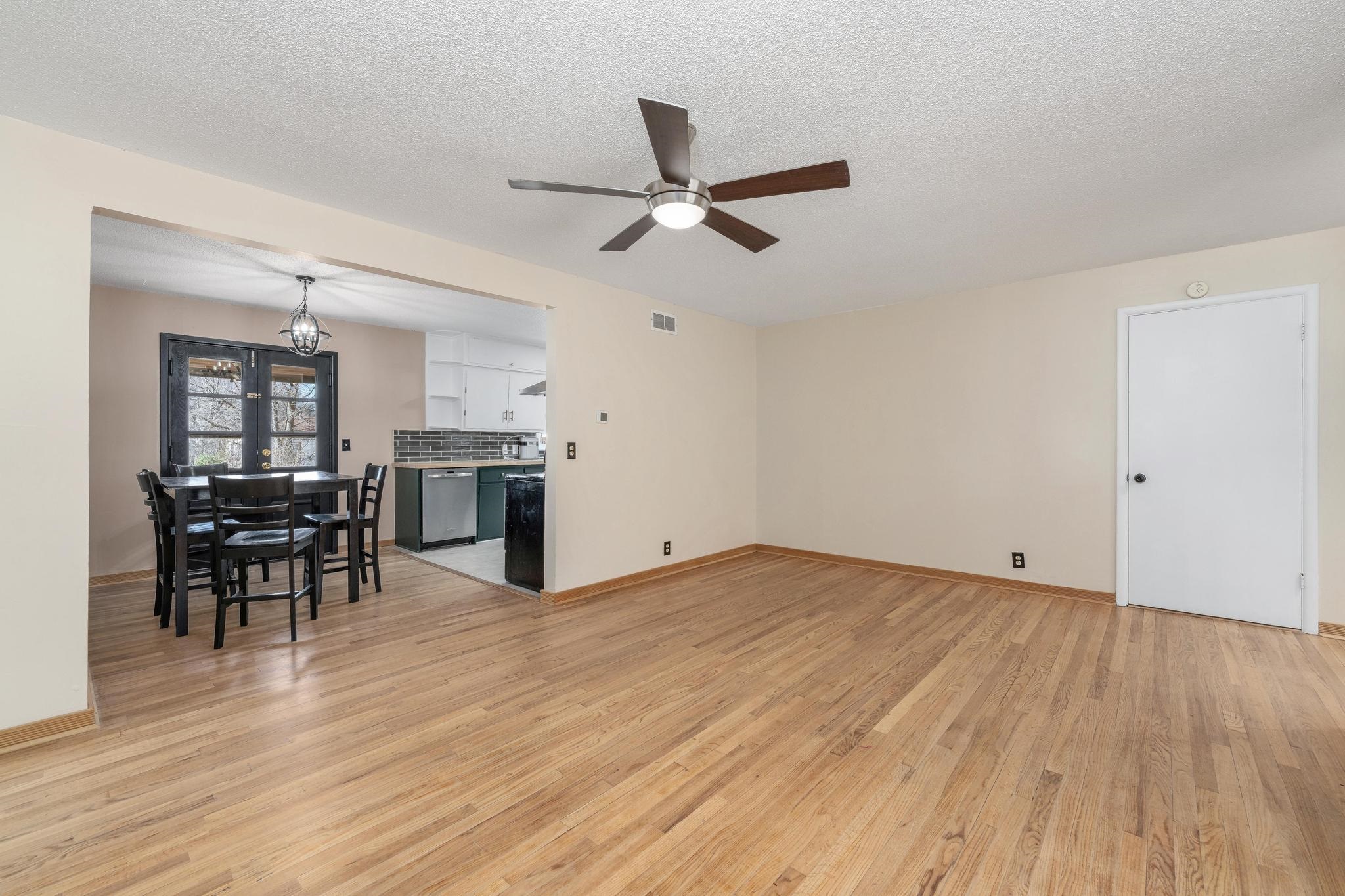 849 Lexington Road Wichita KS 67218