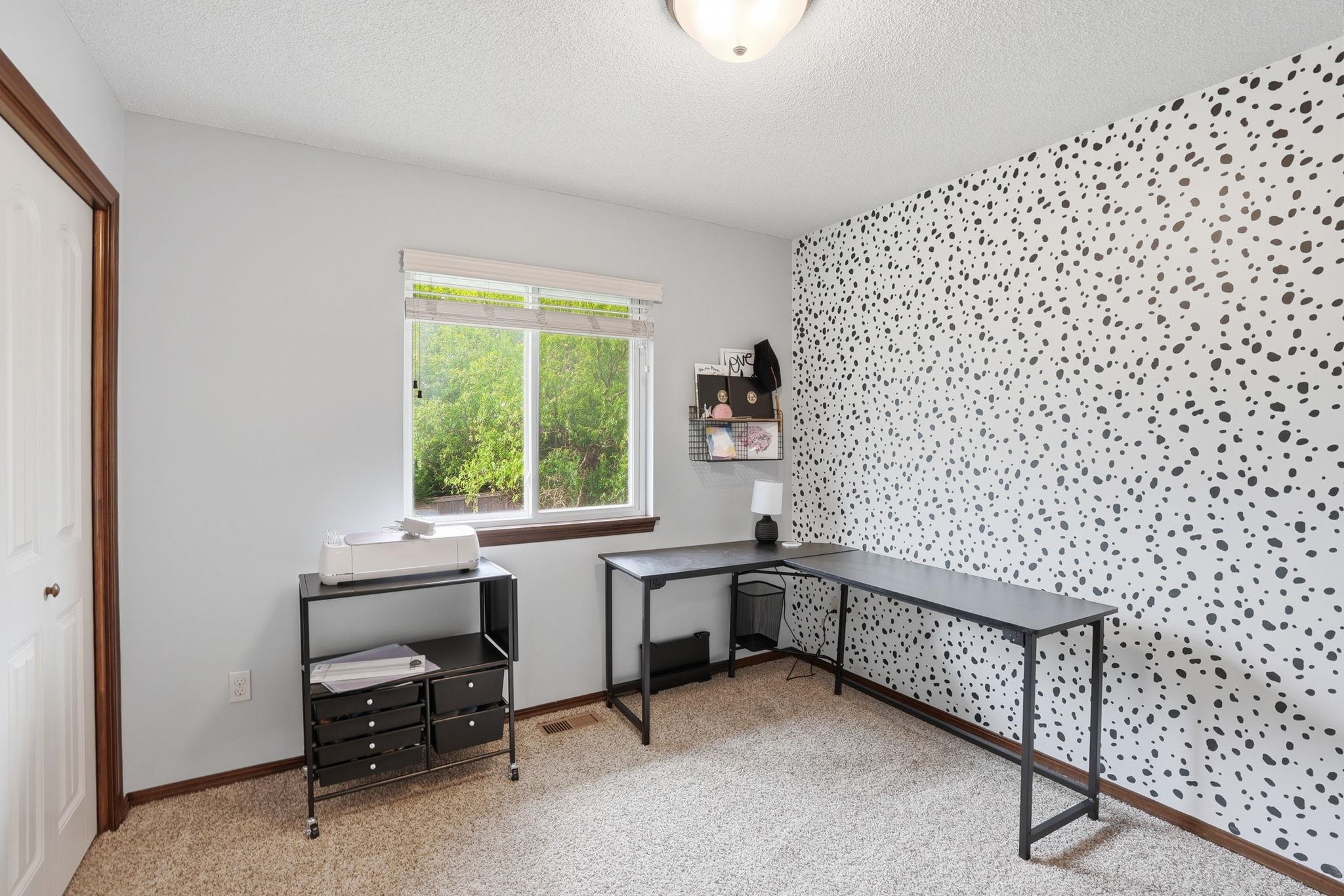 2615 N Woodridge Court Wichita KS 67226