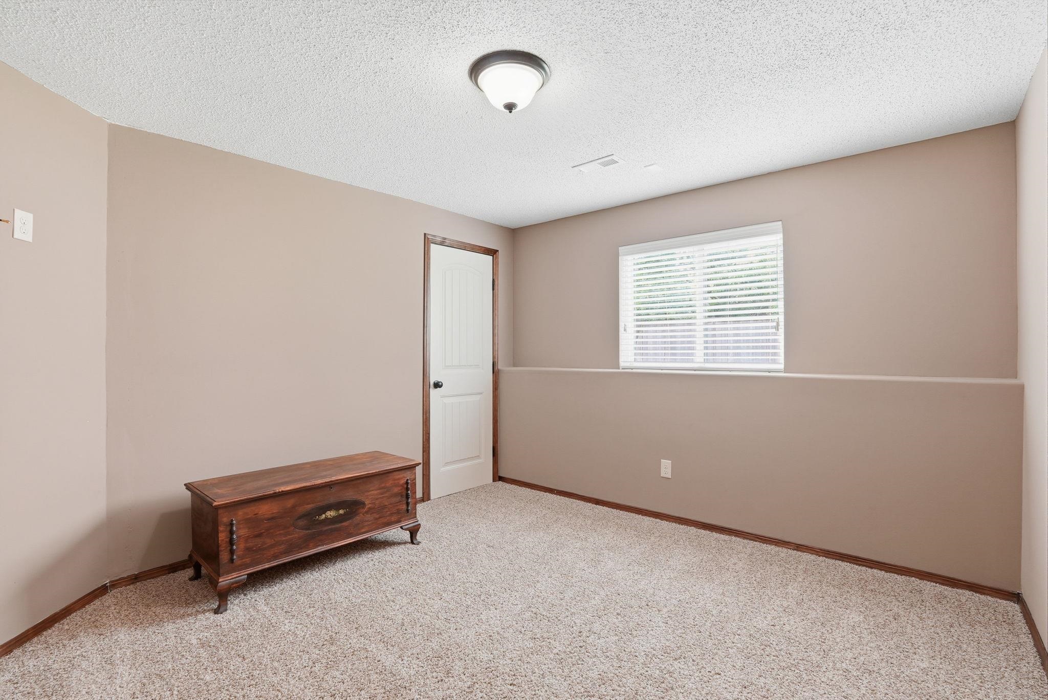 2615 N Woodridge Court Wichita KS 67226