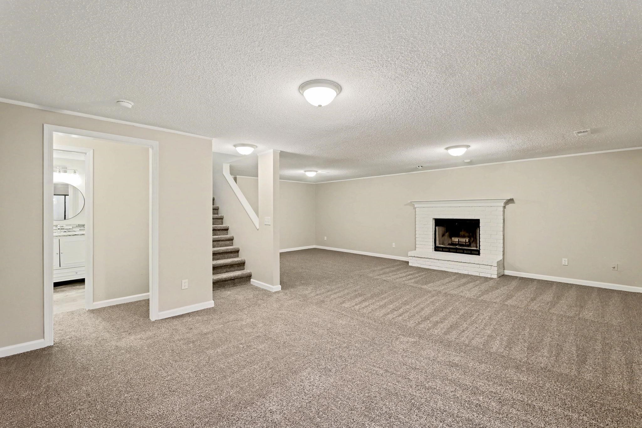 1813 N Pine Grove Street Wichita KS 67212