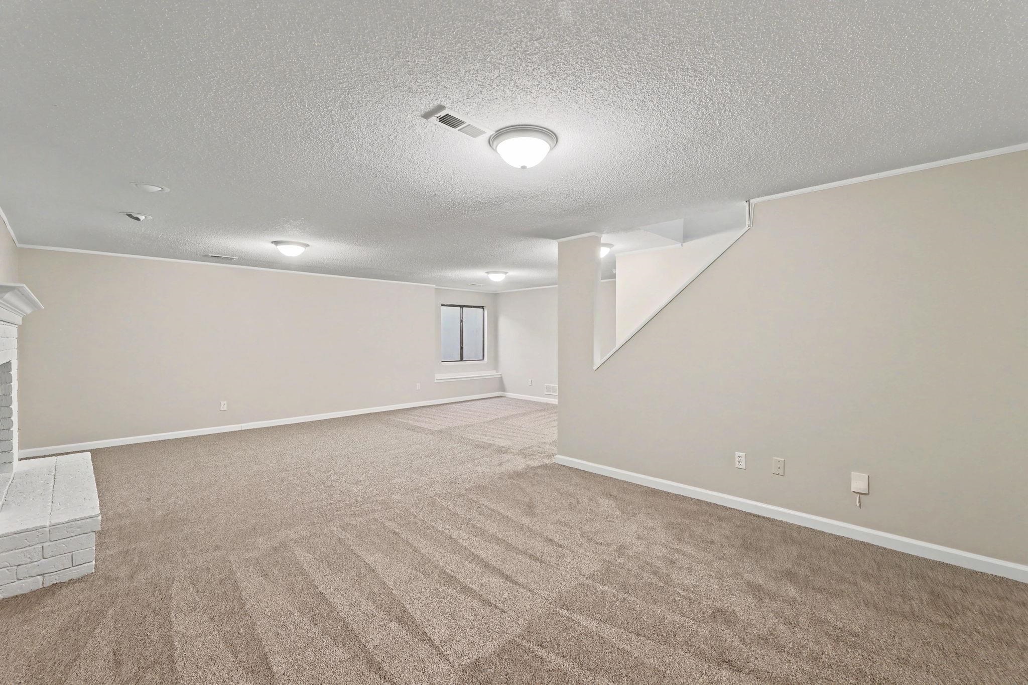1813 N Pine Grove Street Wichita KS 67212