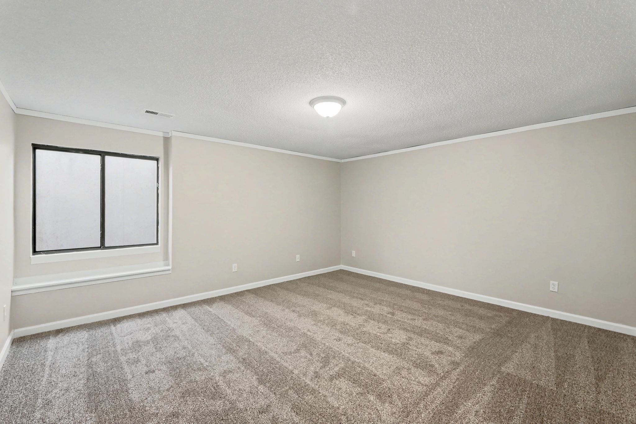 1813 N Pine Grove Street Wichita KS 67212