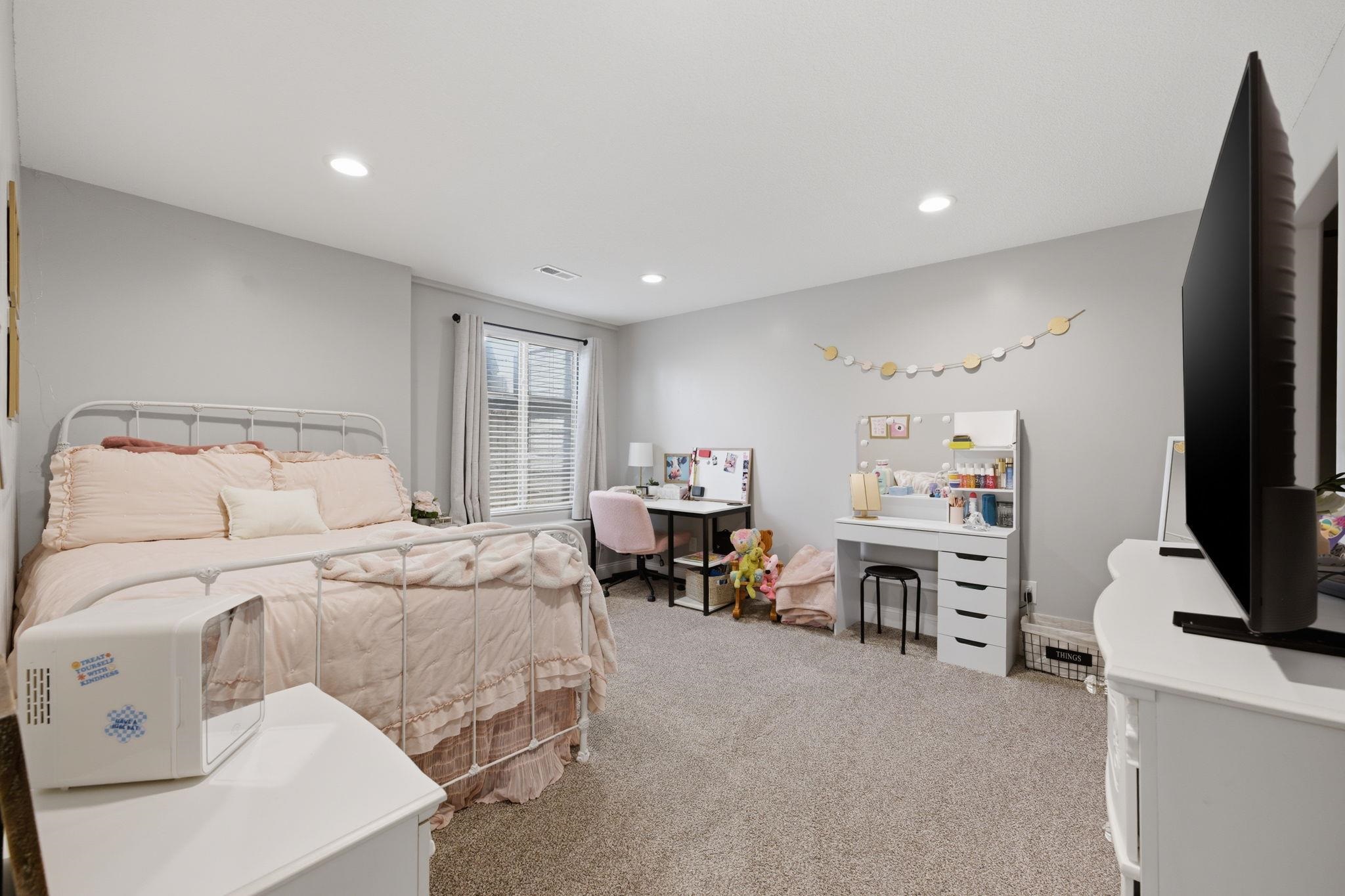 413 W Cherry Oaks Cheney KS 67025