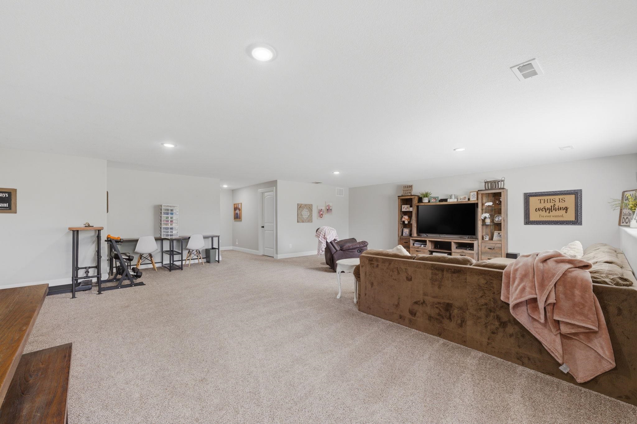 413 W Cherry Oaks Cheney KS 67025