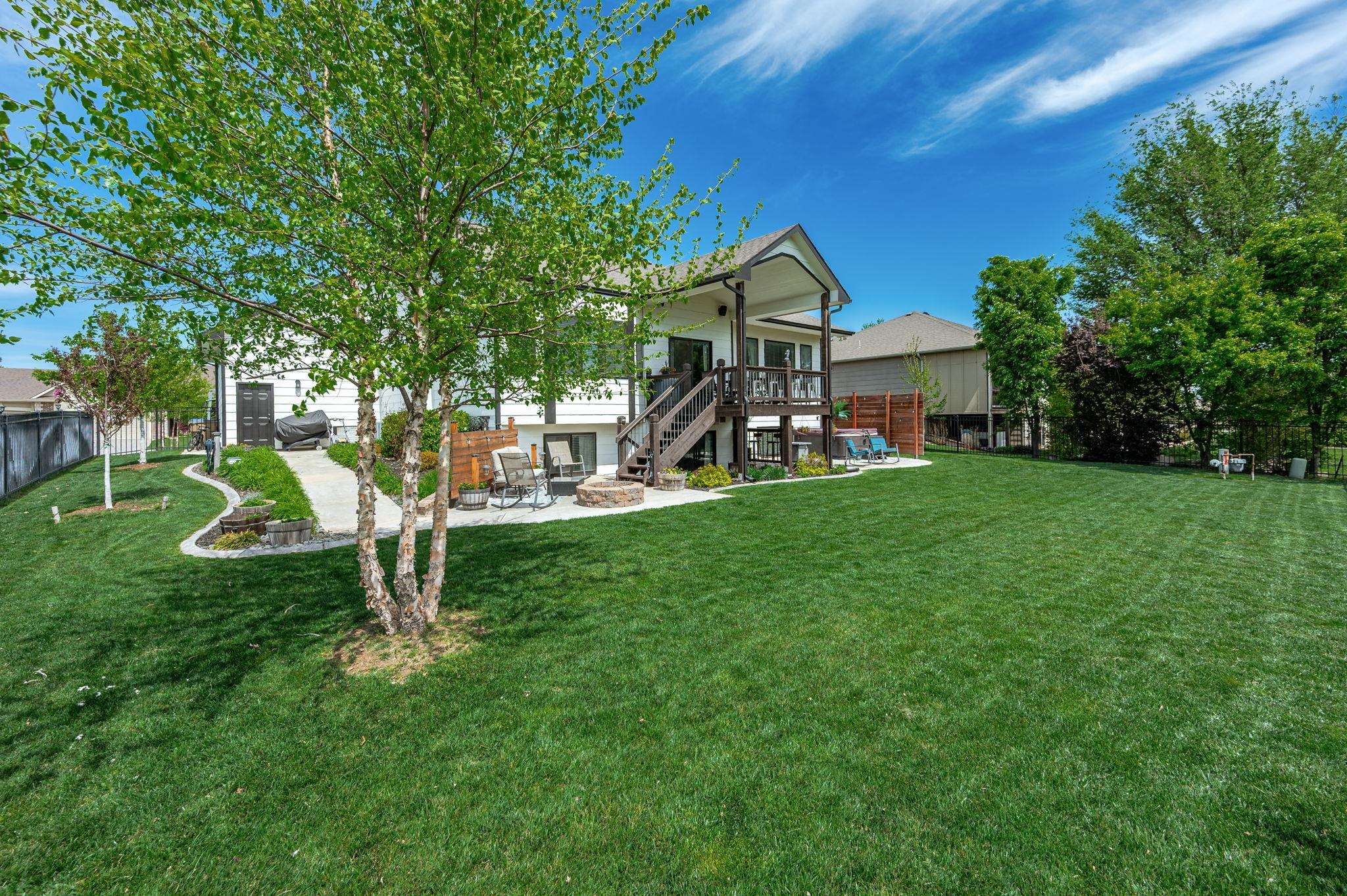 413 W Cherry Oaks Cheney KS 67025