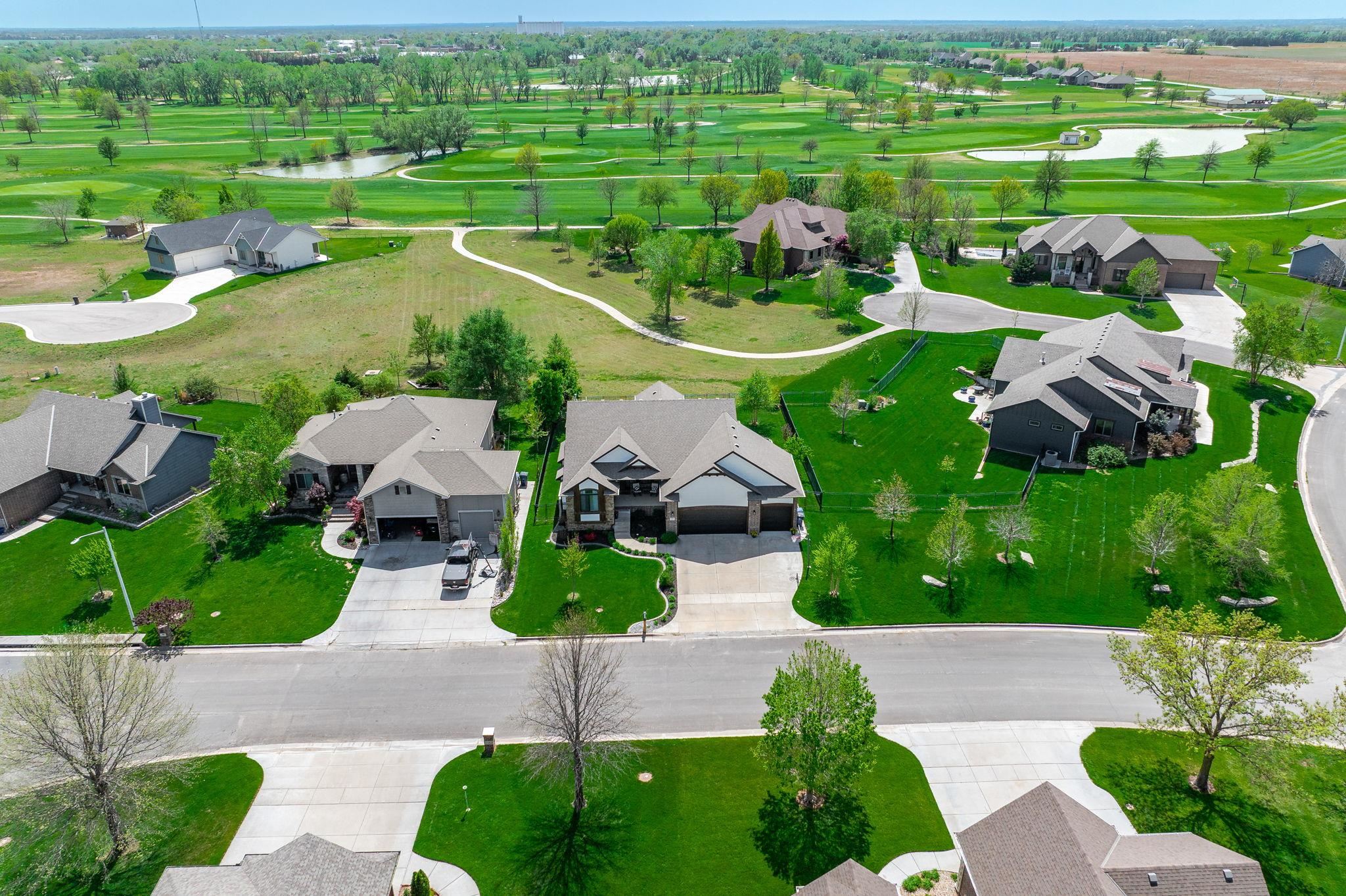 413 W Cherry Oaks Cheney KS 67025