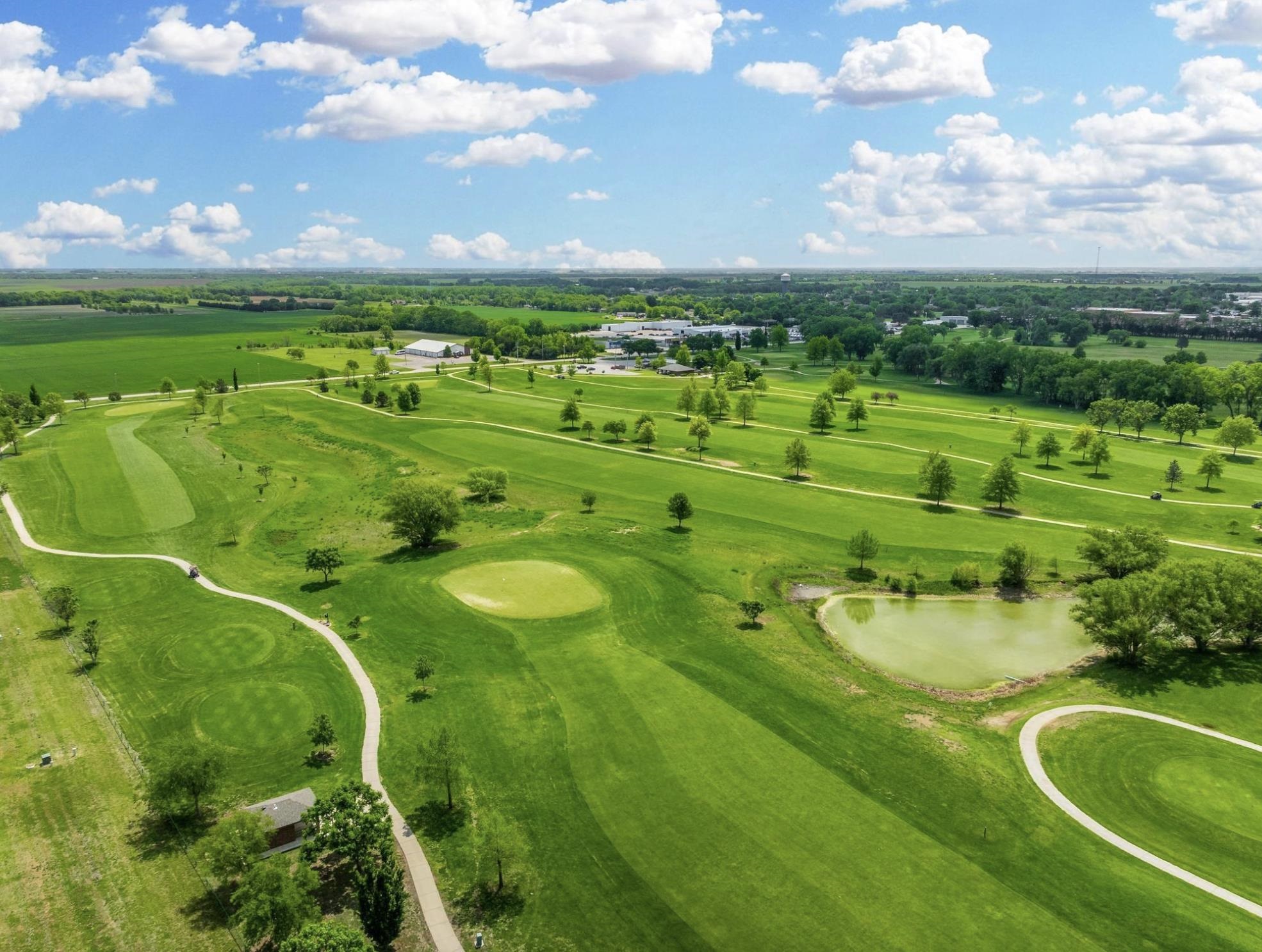 413 W Cherry Oaks Cheney KS 67025