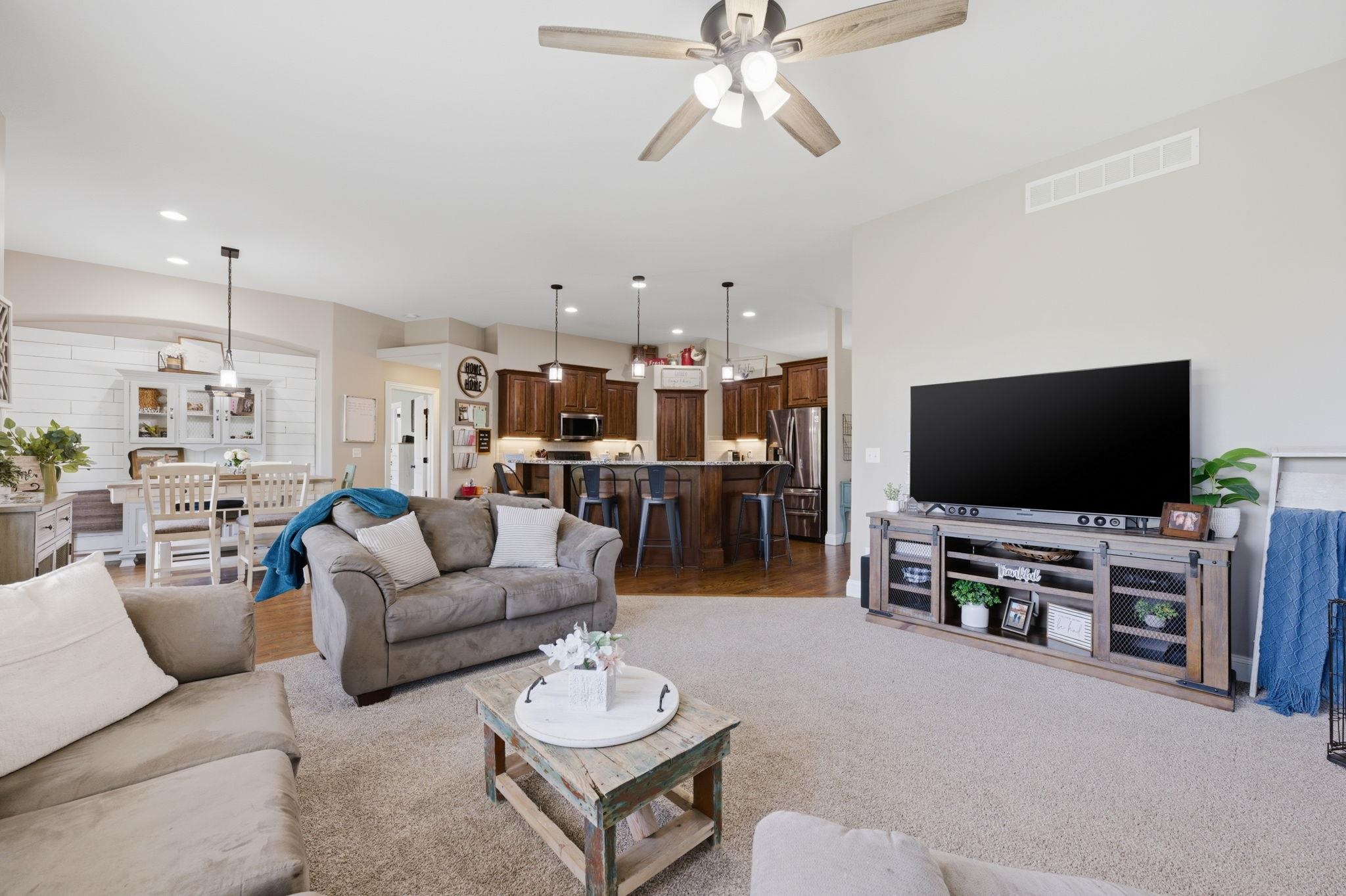 413 W Cherry Oaks Cheney KS 67025