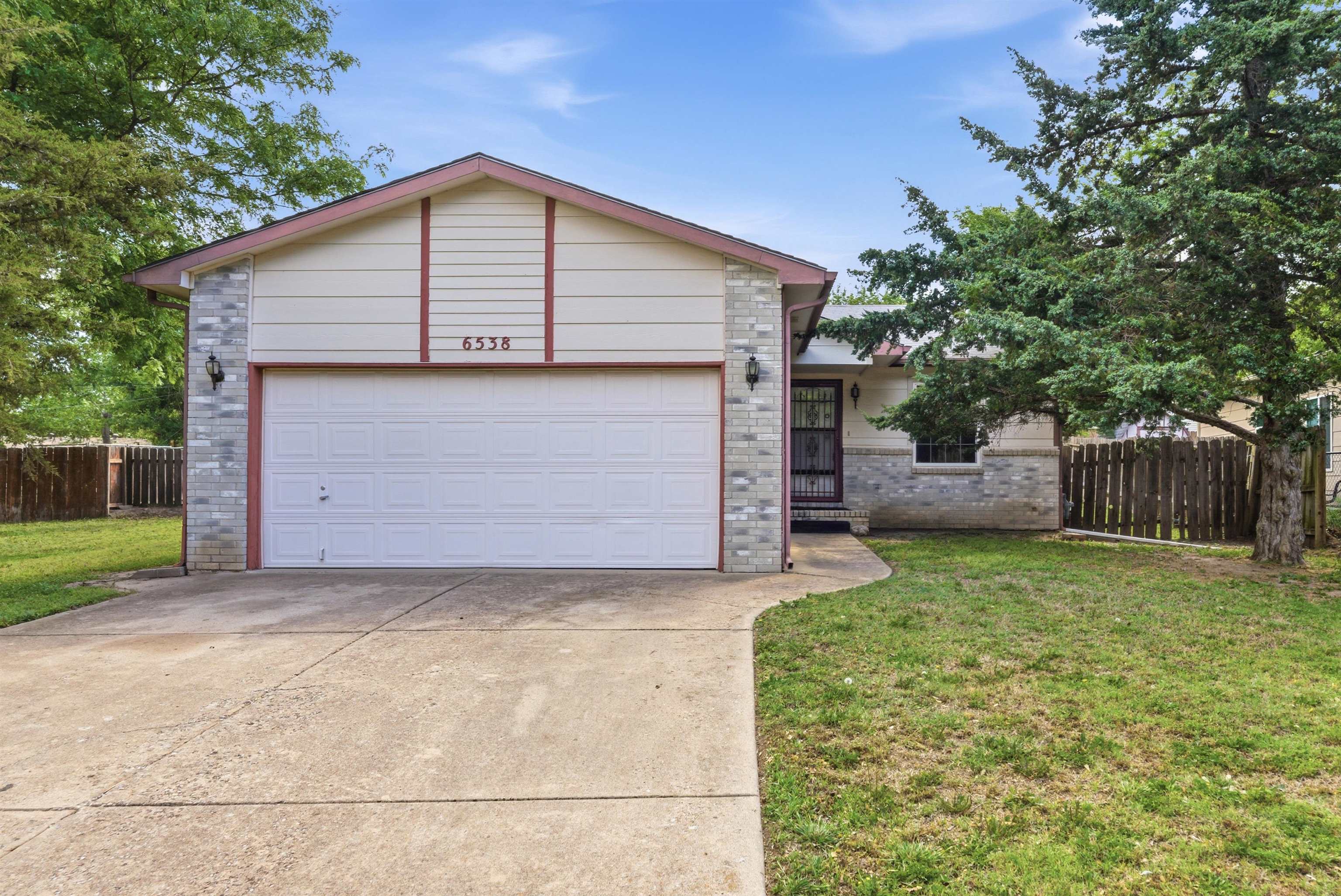 6538 N Longmont Street Park City KS 67219