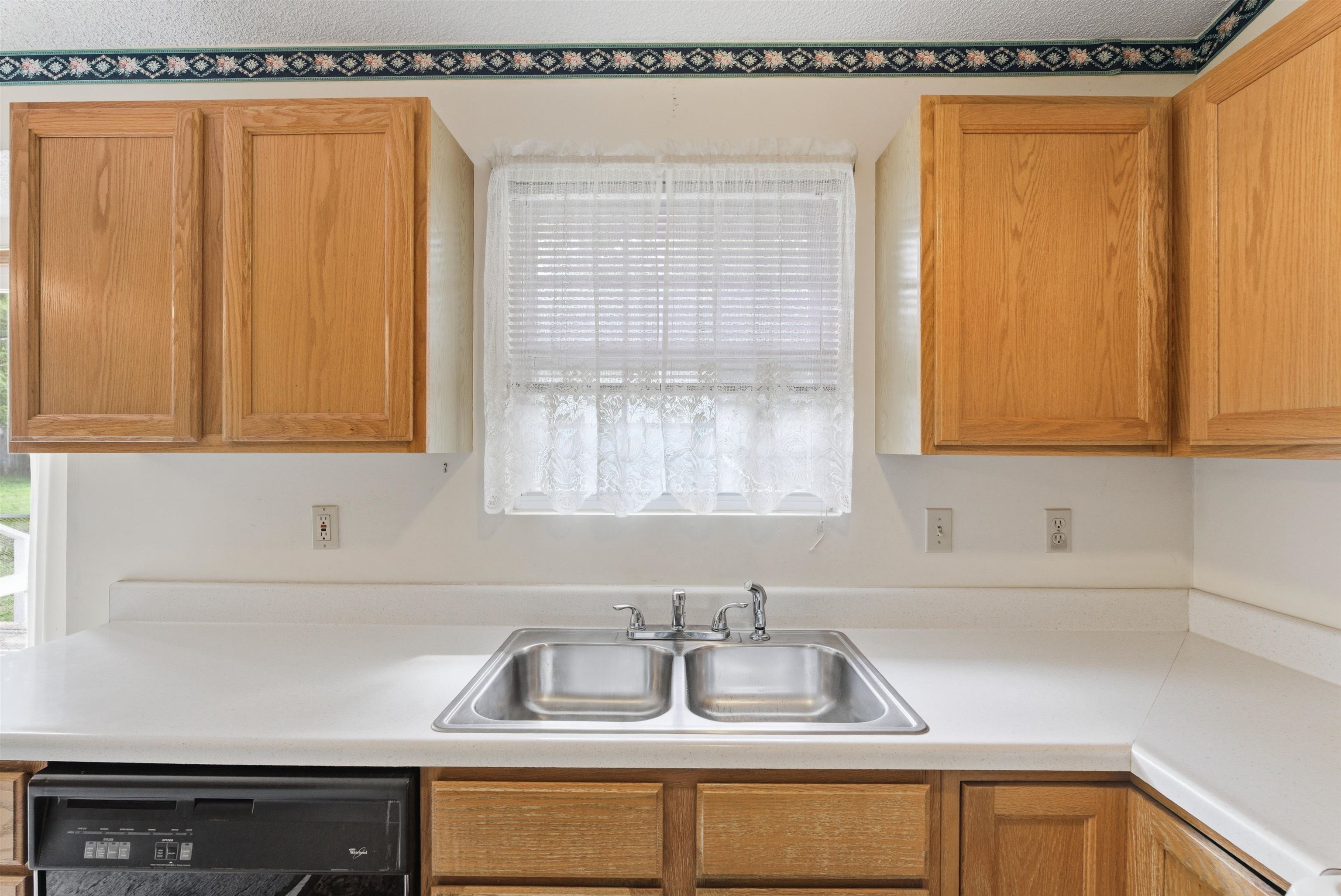 6538 N Longmont Street Park City KS 67219