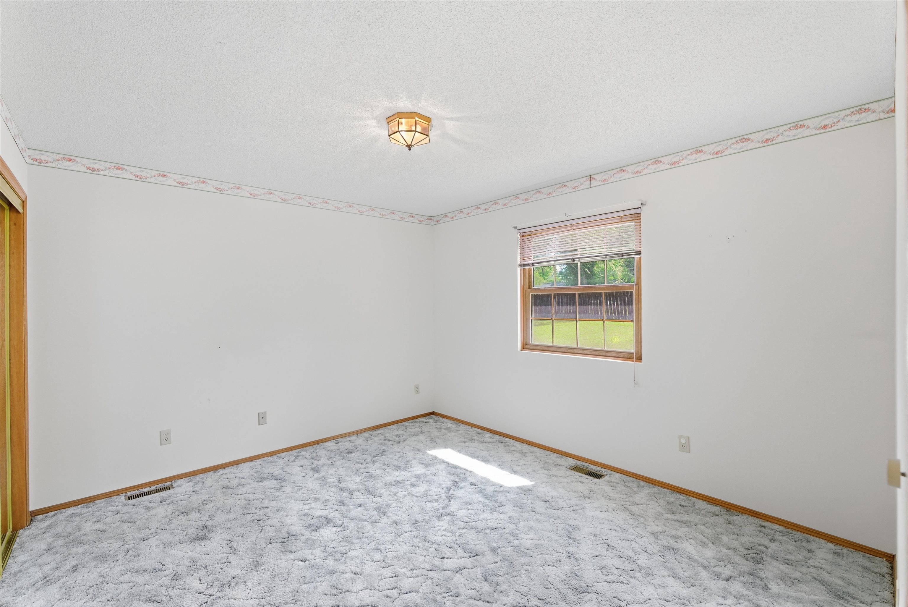 6538 N Longmont Street Park City KS 67219