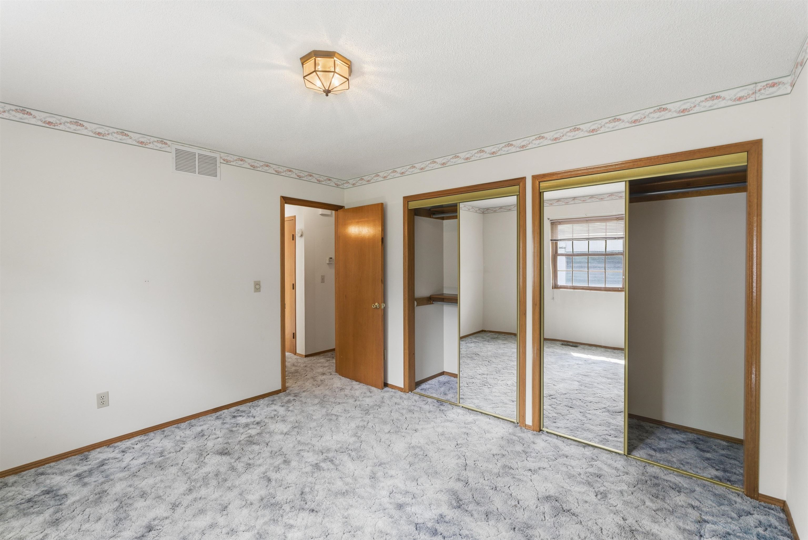 6538 N Longmont Street Park City KS 67219