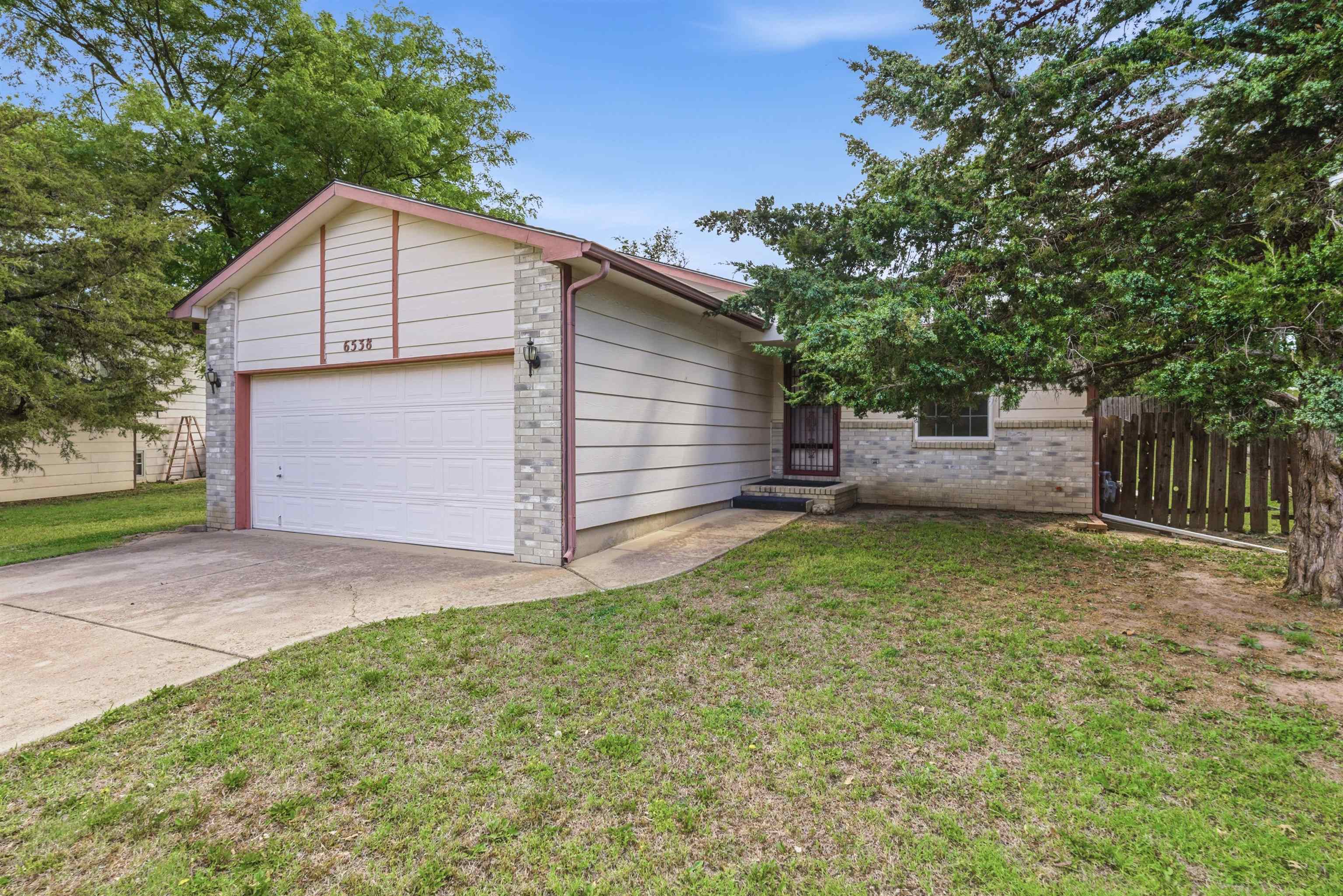 6538 N Longmont Street Park City KS 67219