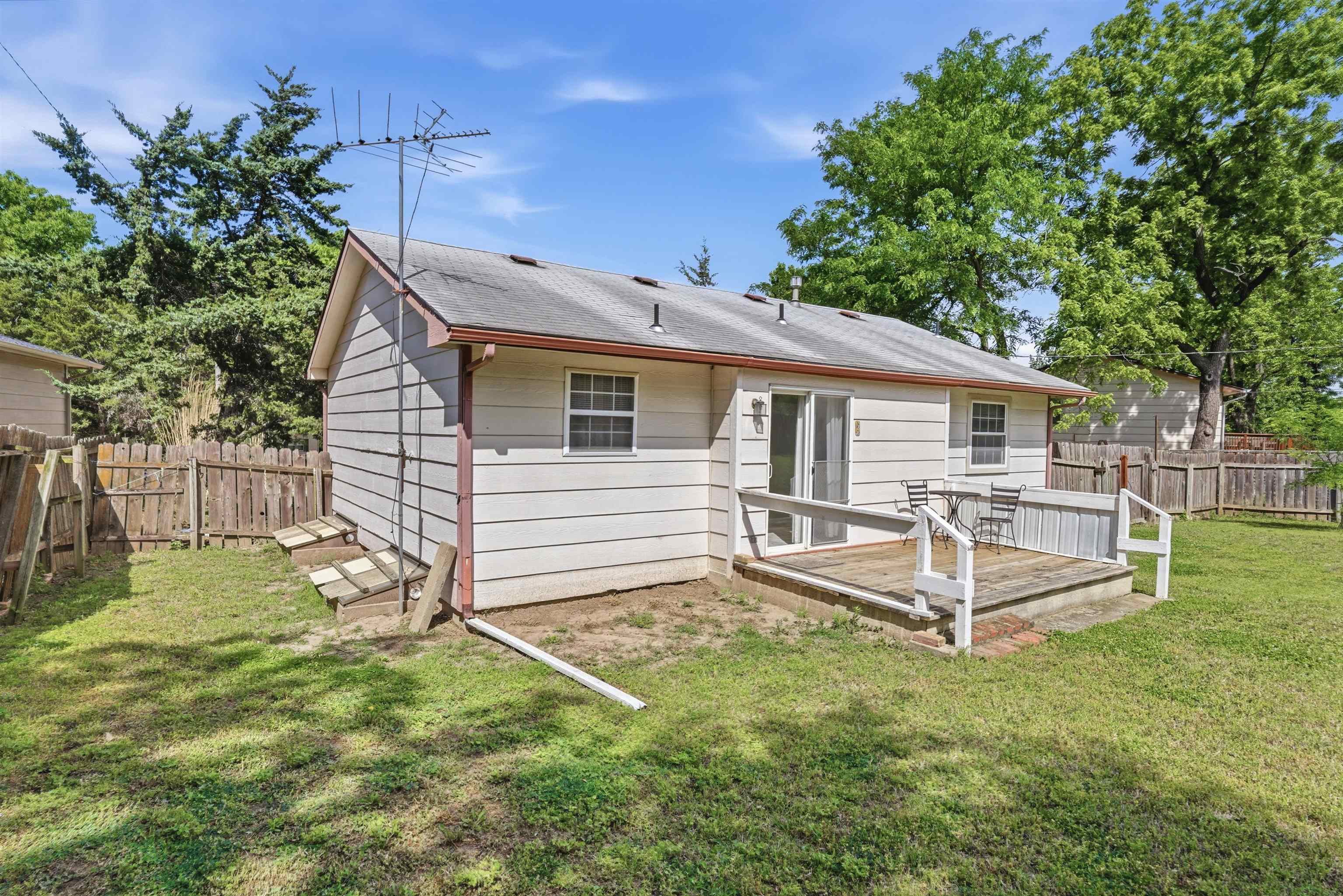 6538 N Longmont Street Park City KS 67219