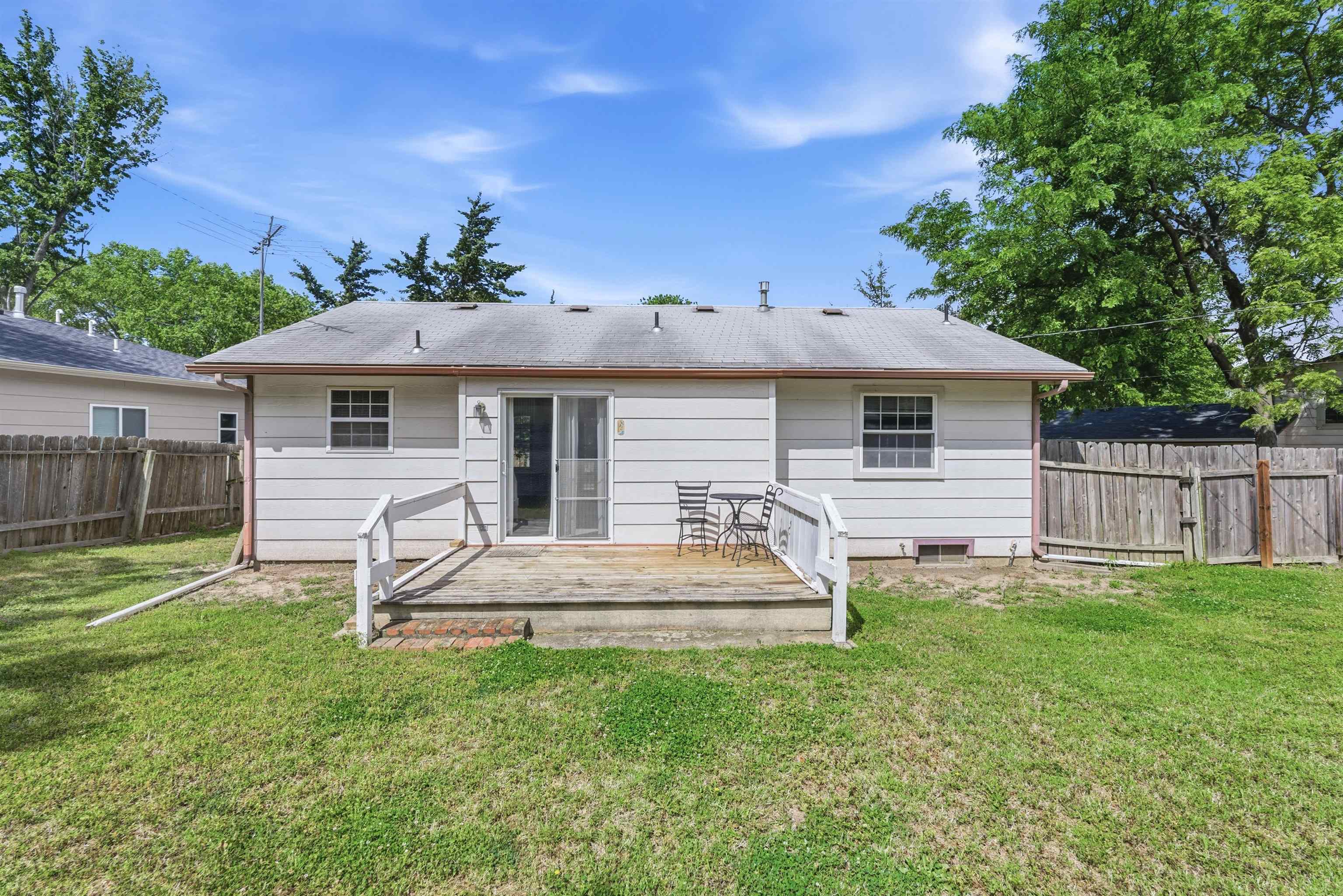 6538 N Longmont Street Park City KS 67219