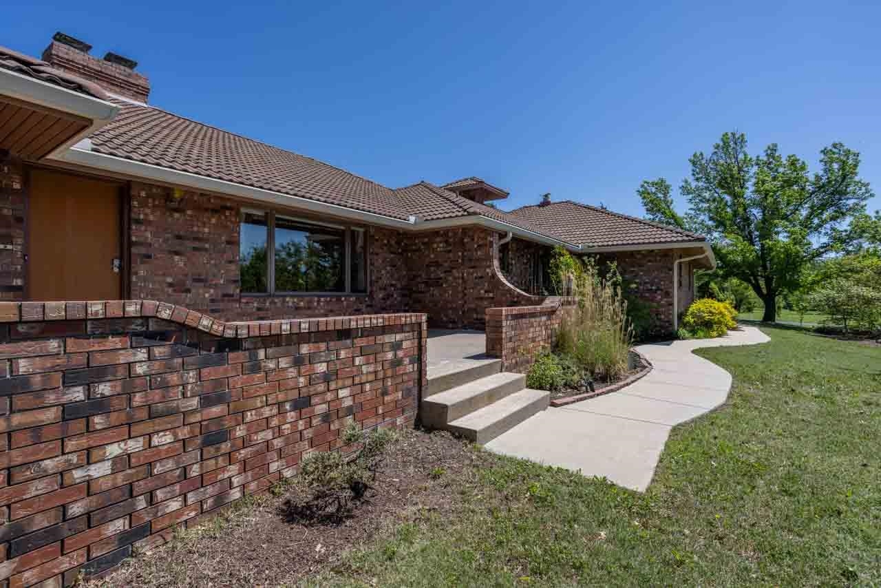 12400 E Lynne Wichita KS 67207