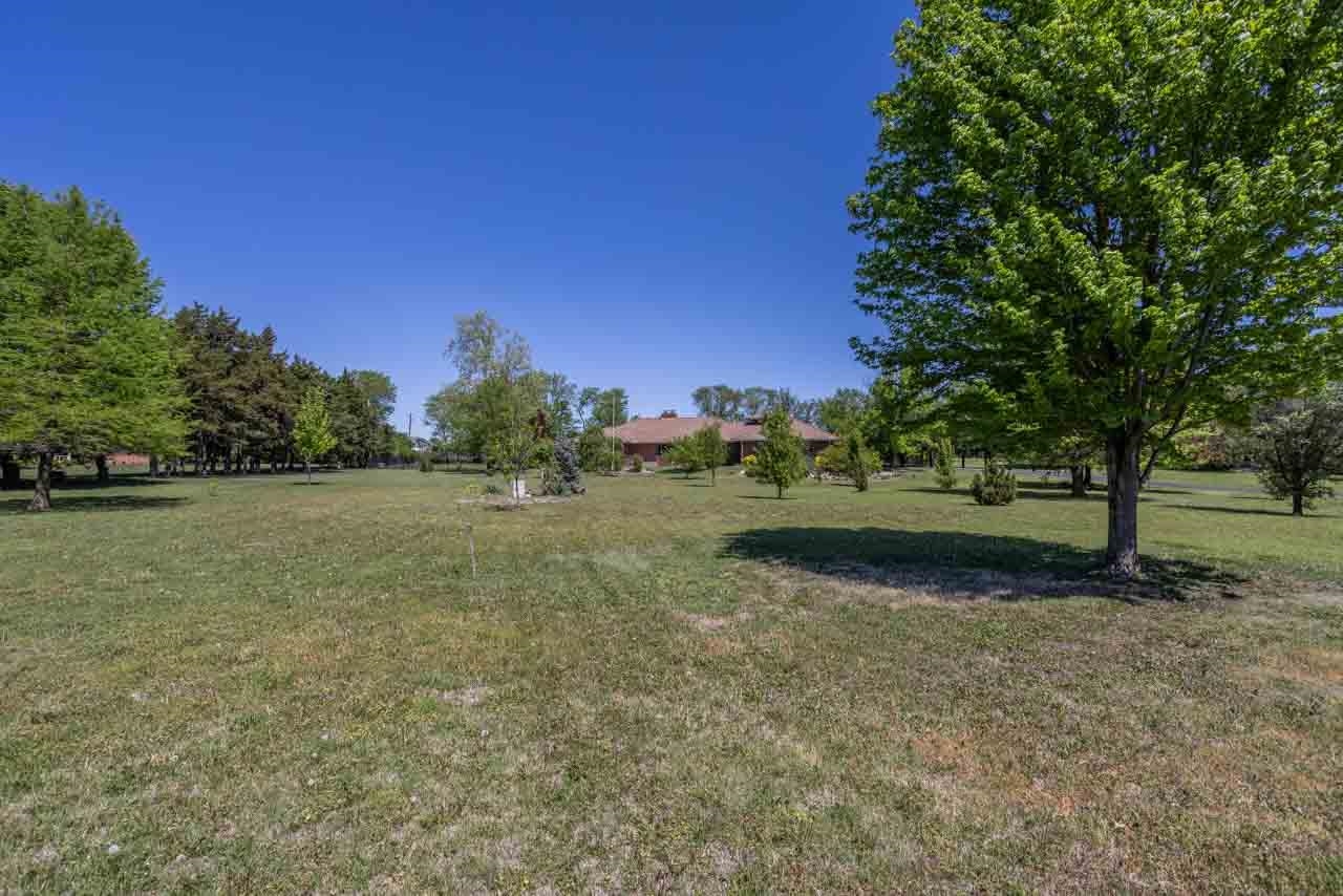 12400 E Lynne Wichita KS 67207