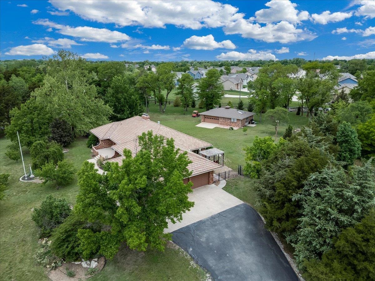 12400 E Lynne Wichita KS 67207
