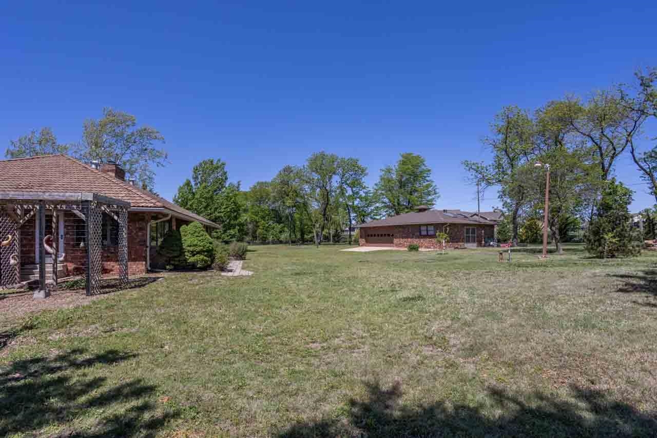 12400 E Lynne Wichita KS 67207