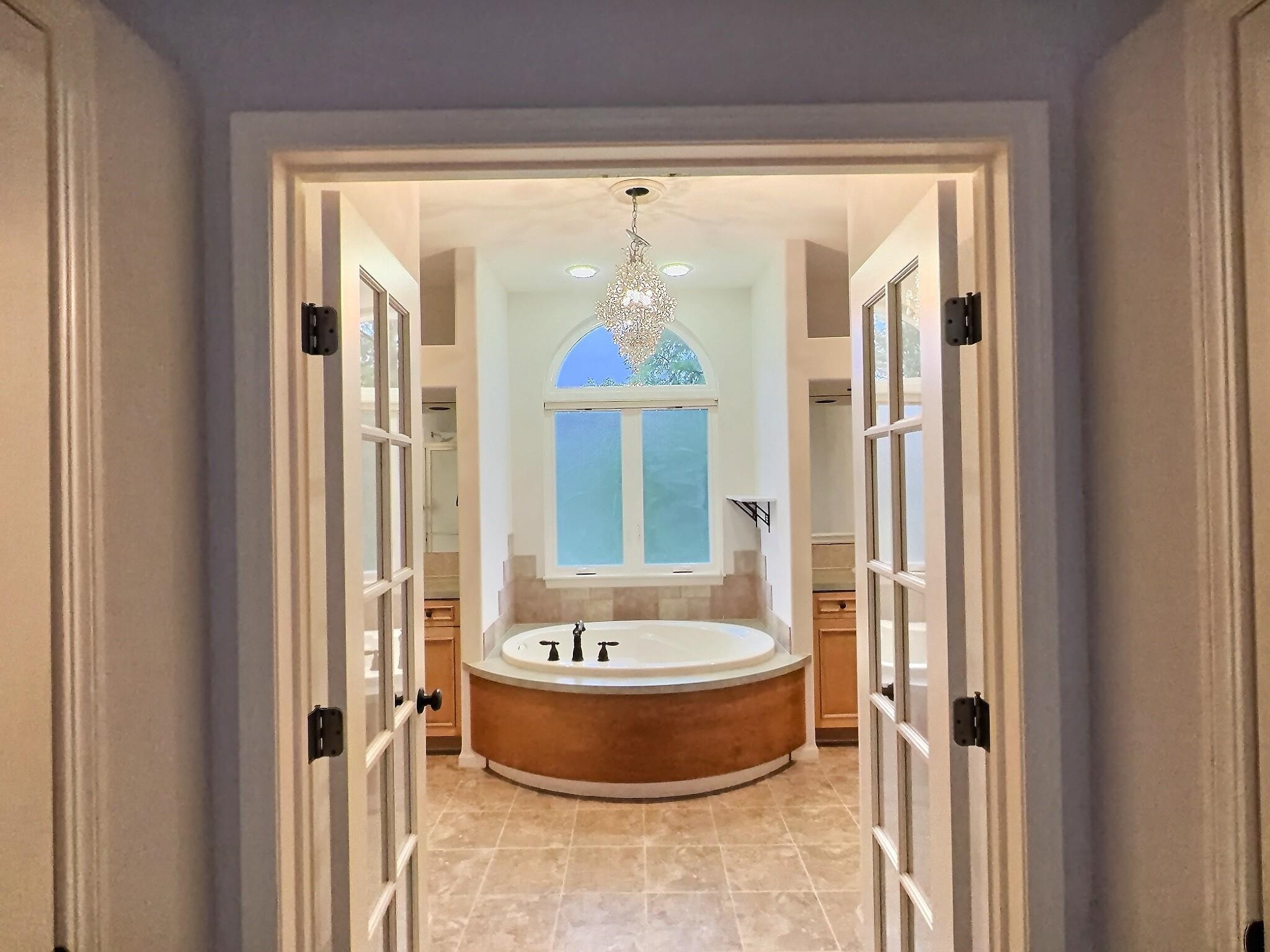 4602 N Spyglass Wichita KS 67226