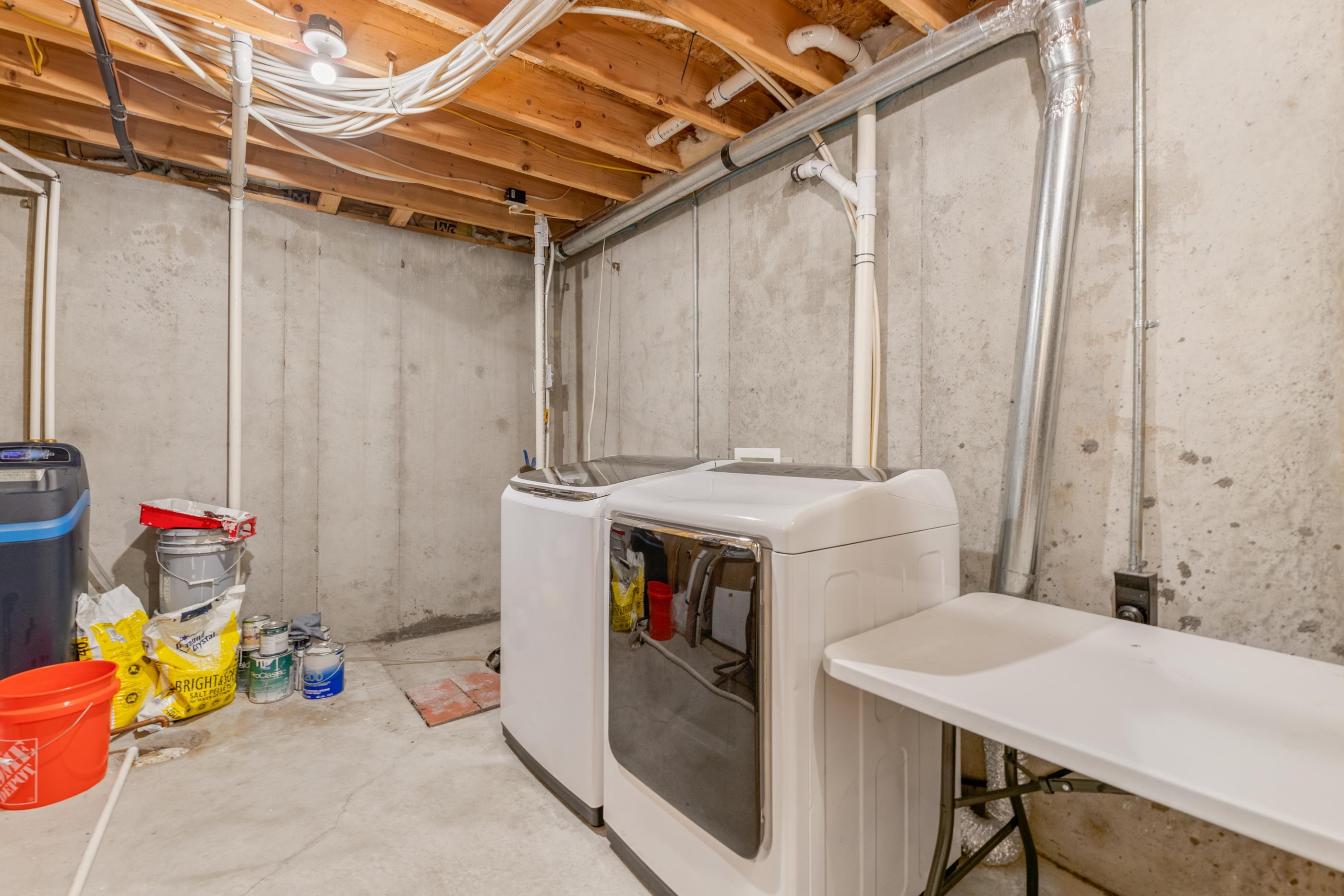 1726 N Black Oak Court Andover KS 67002