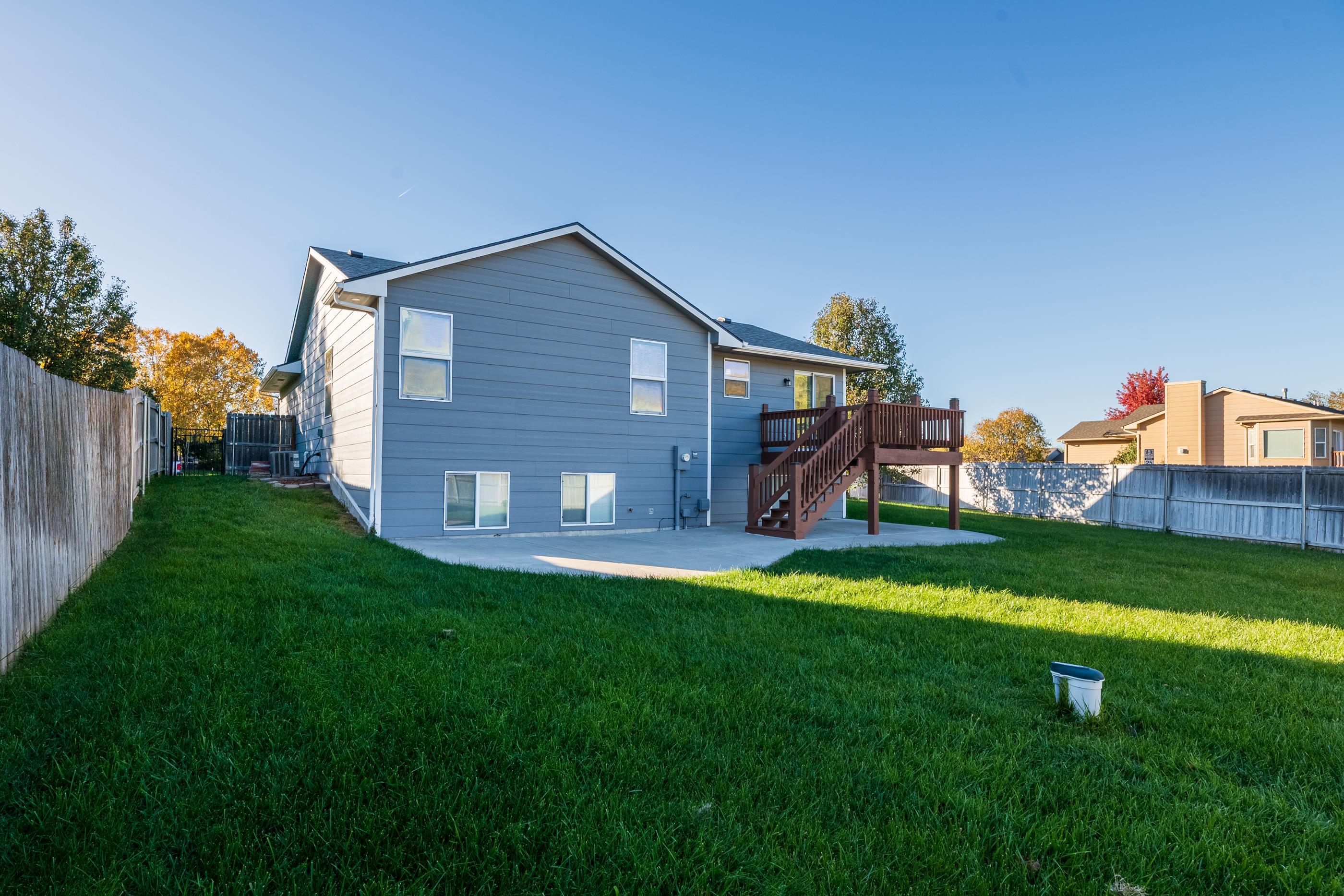 1726 N Black Oak Court Andover KS 67002