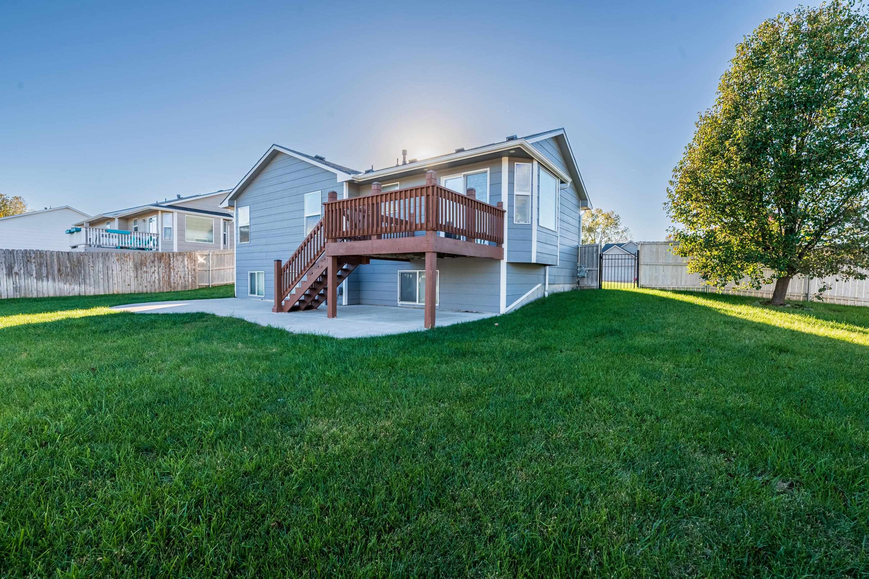 1726 N Black Oak Court Andover KS 67002