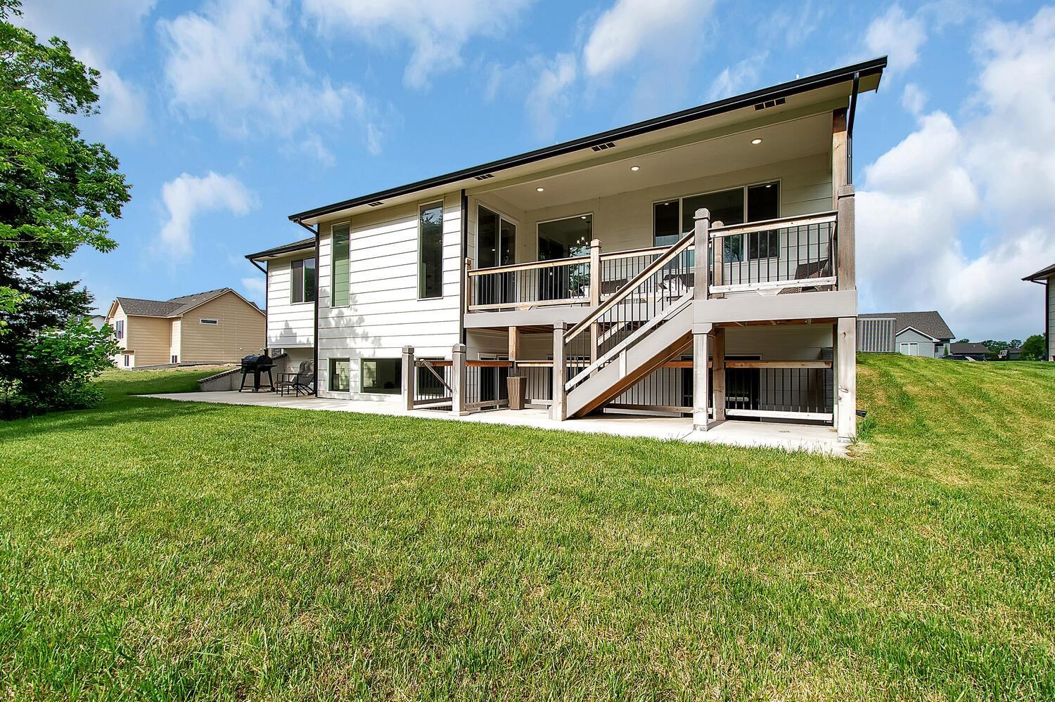 2246 S Nicole Circle Andover KS 67002