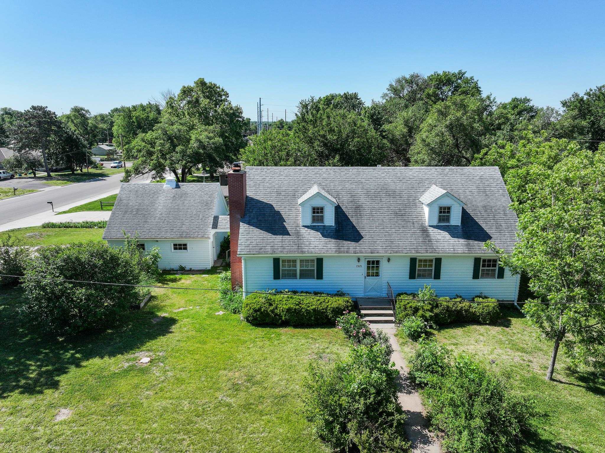 1305 W Park Avenue El Dorado KS 67042