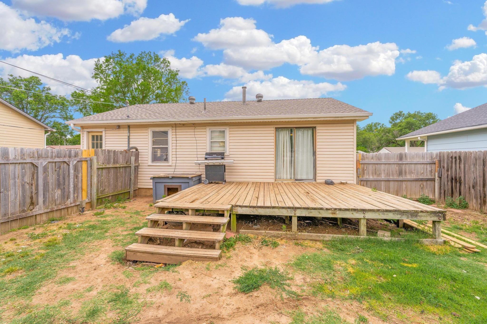 218 N Knight Wichita KS 67203