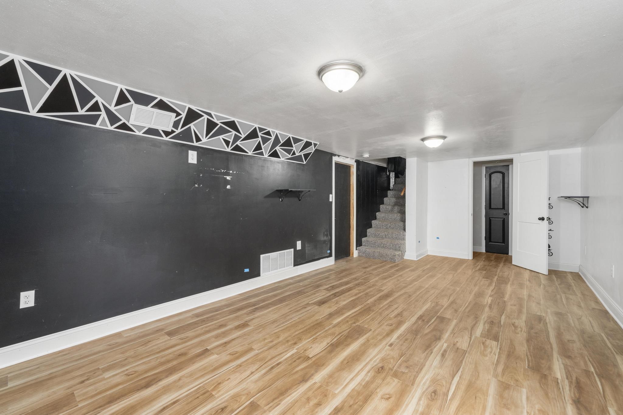 218 N Knight Wichita KS 67203