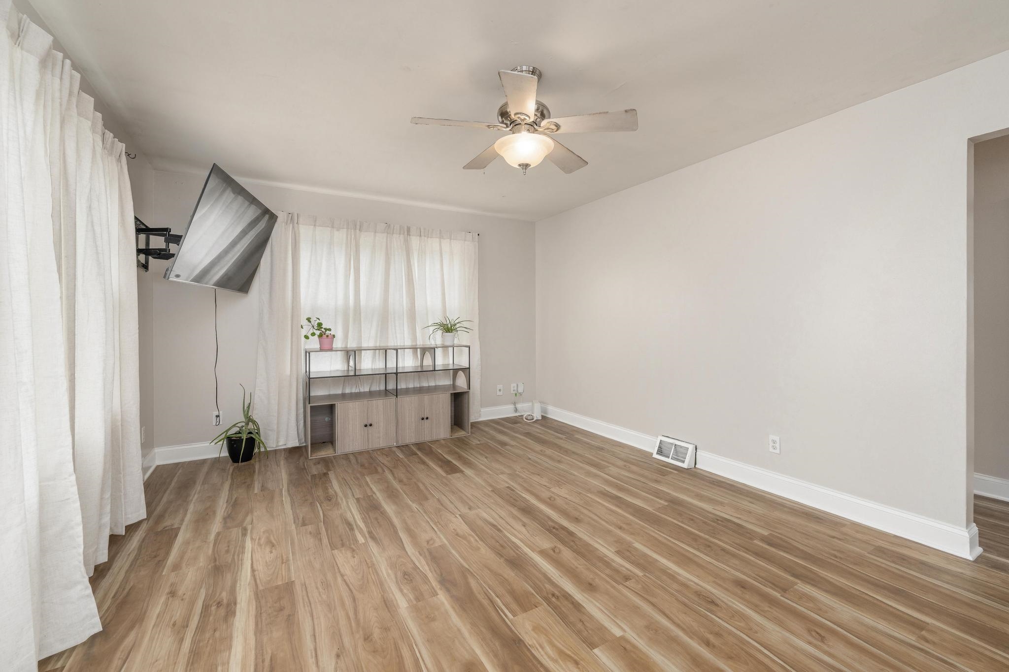 218 N Knight Wichita KS 67203